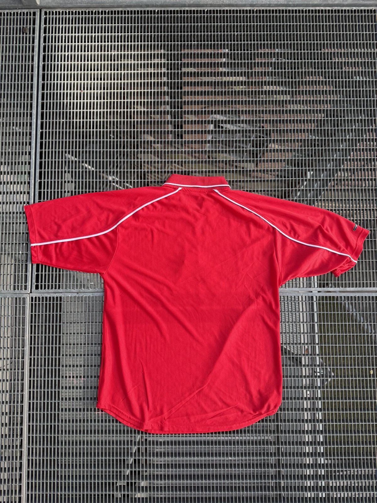 Reebok Vintage 2001/2002 Reebok Liverpool Home Jersey Size US XL / EU 56 / 4 - 13 Thumbnail