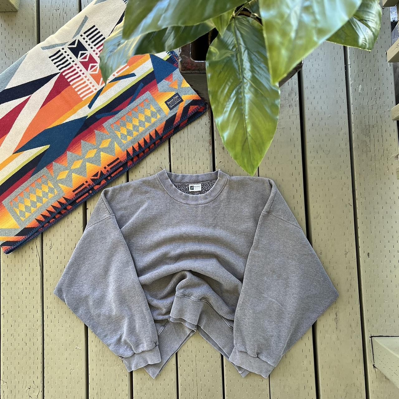 Vintage Vintage Y2K Gray Sweatshirt Blank Crewneck PulloverEssential Size US XL / EU 56 / 4 - 2 Thumbnail