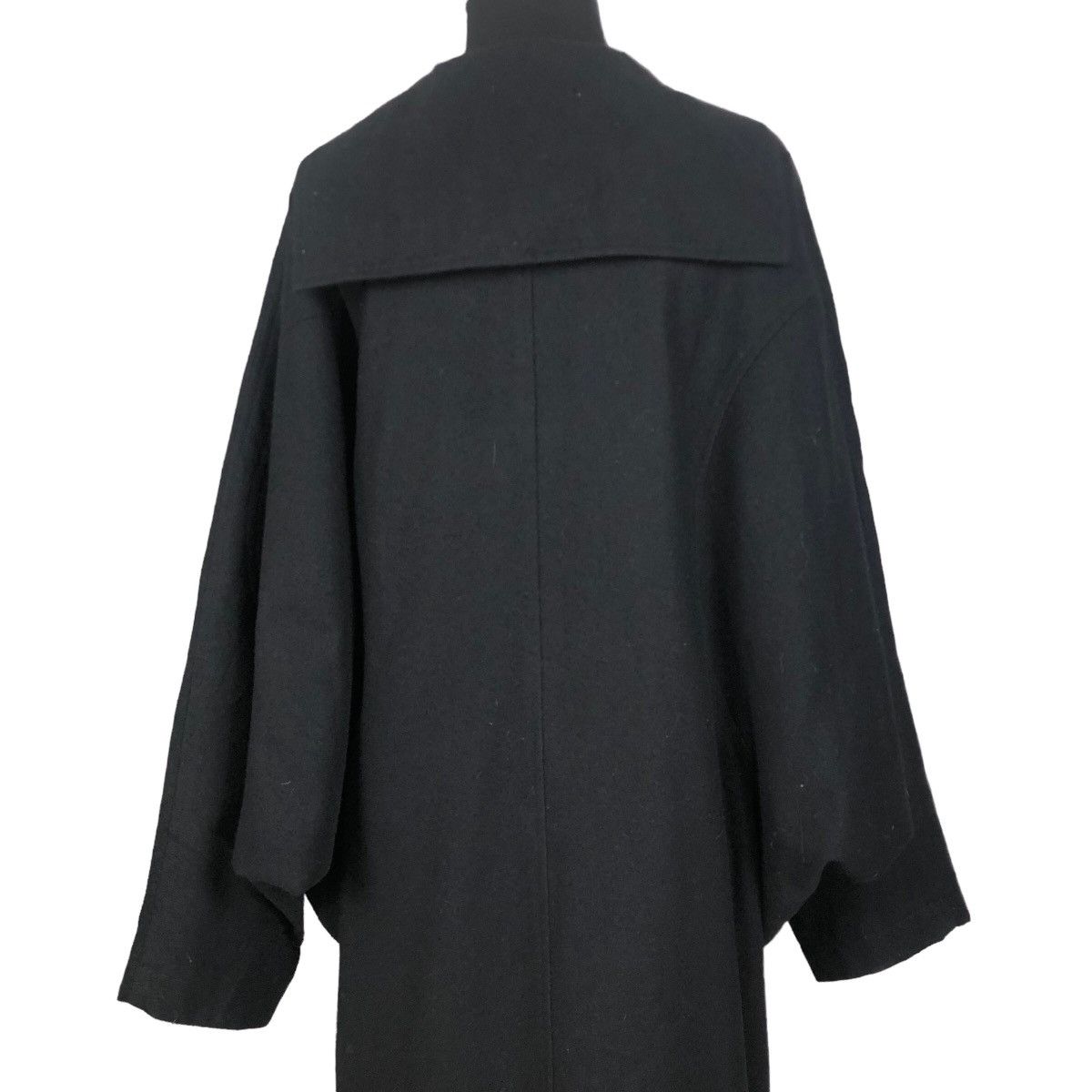 Comme des Garcons Vintage Comme Des Garcons 1991 A/W Runway Dolman Sleeve Coat Size M / US 6-8 / IT 42-44 - 25 Thumbnail
