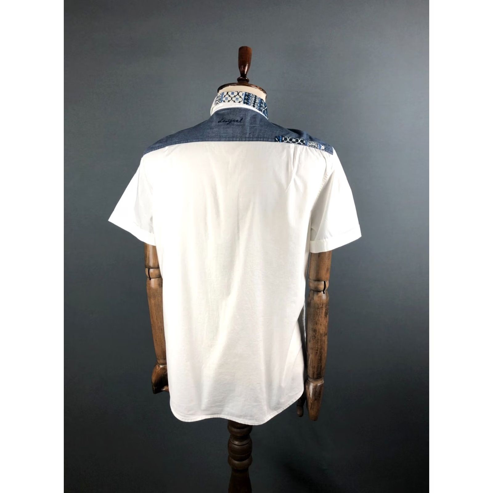 Desigual Desigual Men's Shirt L White Cotton Short Sleeve Patterned Patchwork Button-Up Size US L / EU 52-54 / 3 - 3 Thumbnail