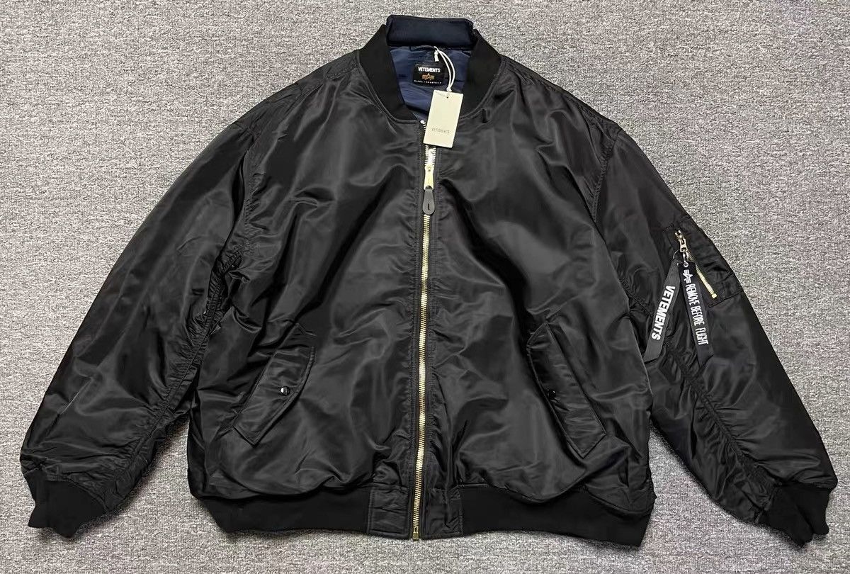 Vetements Vetements bomber zip up reversible Jacket | Grailed