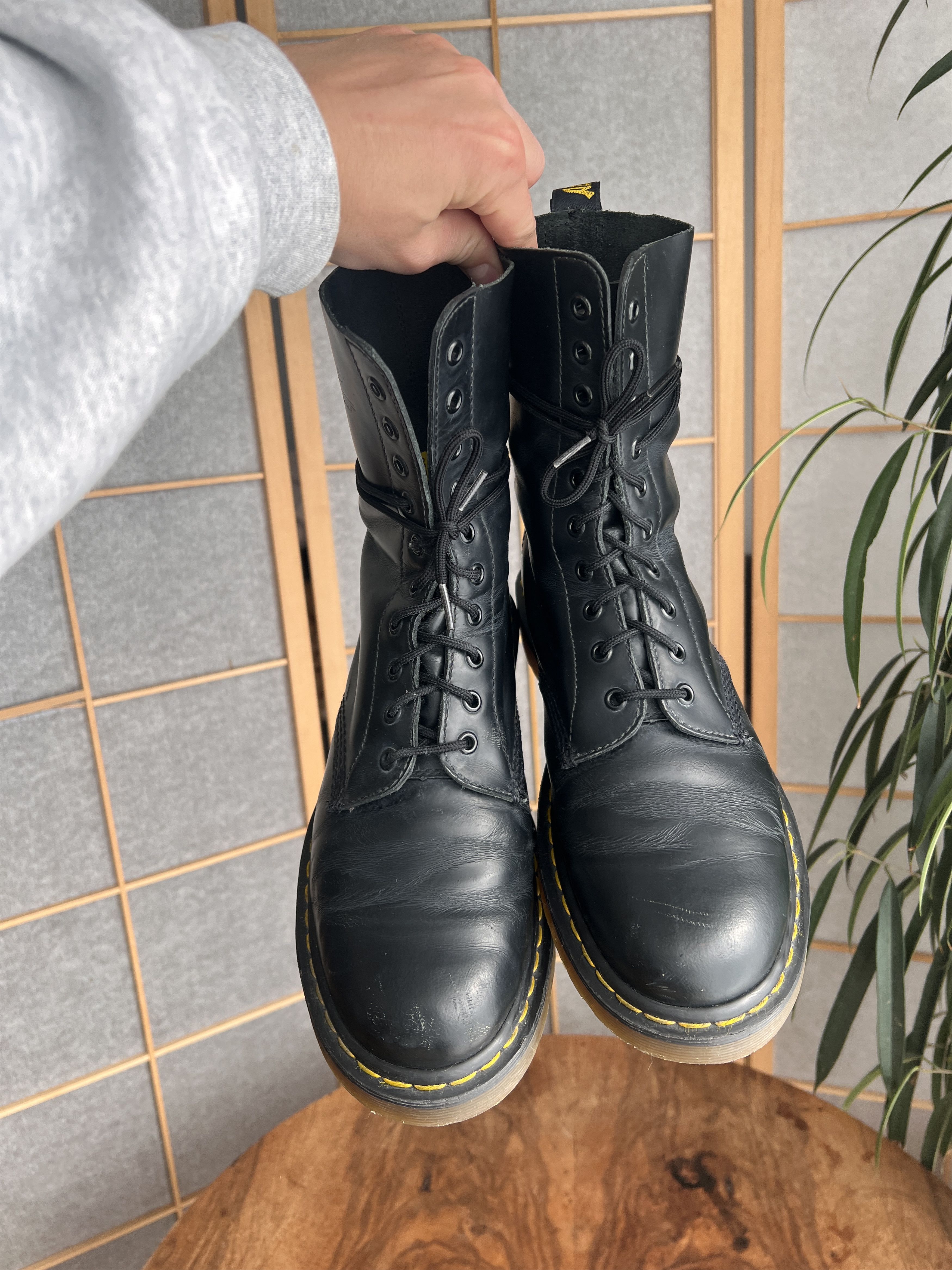 Dr. Martens Dr.Martens 1490 Black Leather Boots rare punk skinhead eng Size US 9.5 / EU 42-43 - 4 Thumbnail