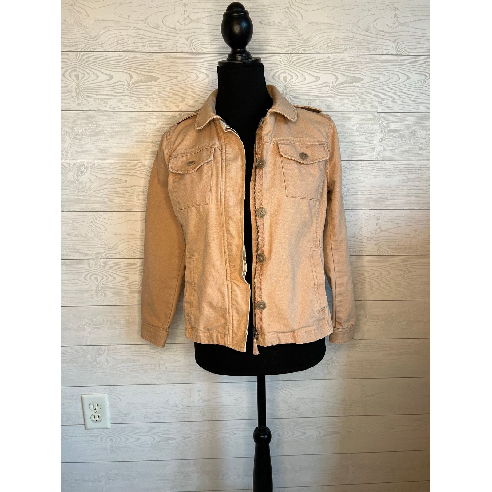 Loft LOFT tan denim utility jacket Size MP Safari military Size M / US 6-8 / IT 42-44 - 5 Thumbnail