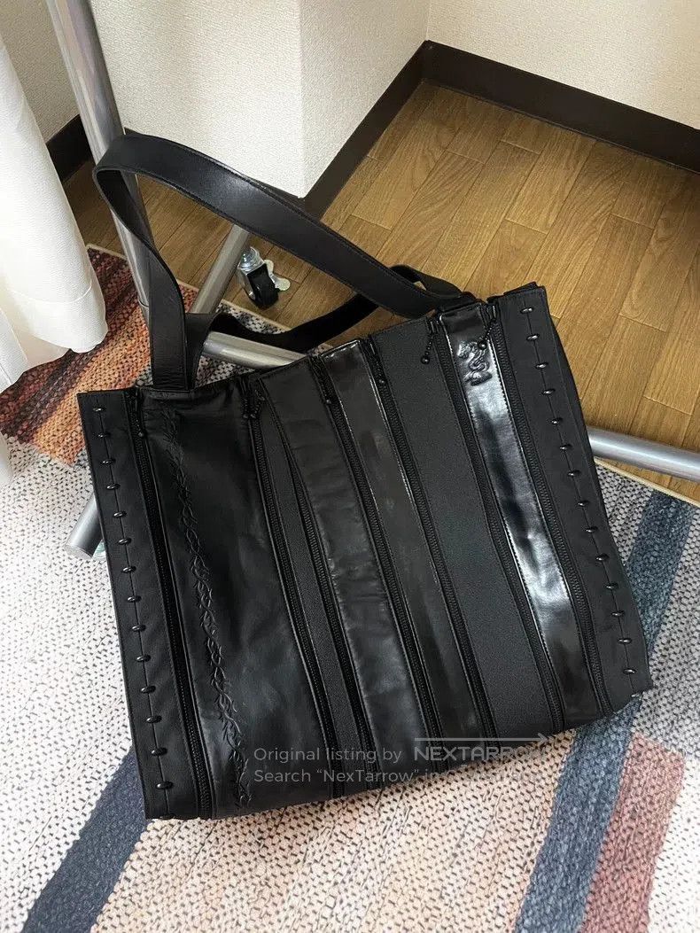 Jean Paul Gaultier Jean Paul GAULTIER Black Dragon pattern crossbody bag. Size ONE SIZE - 3 Thumbnail