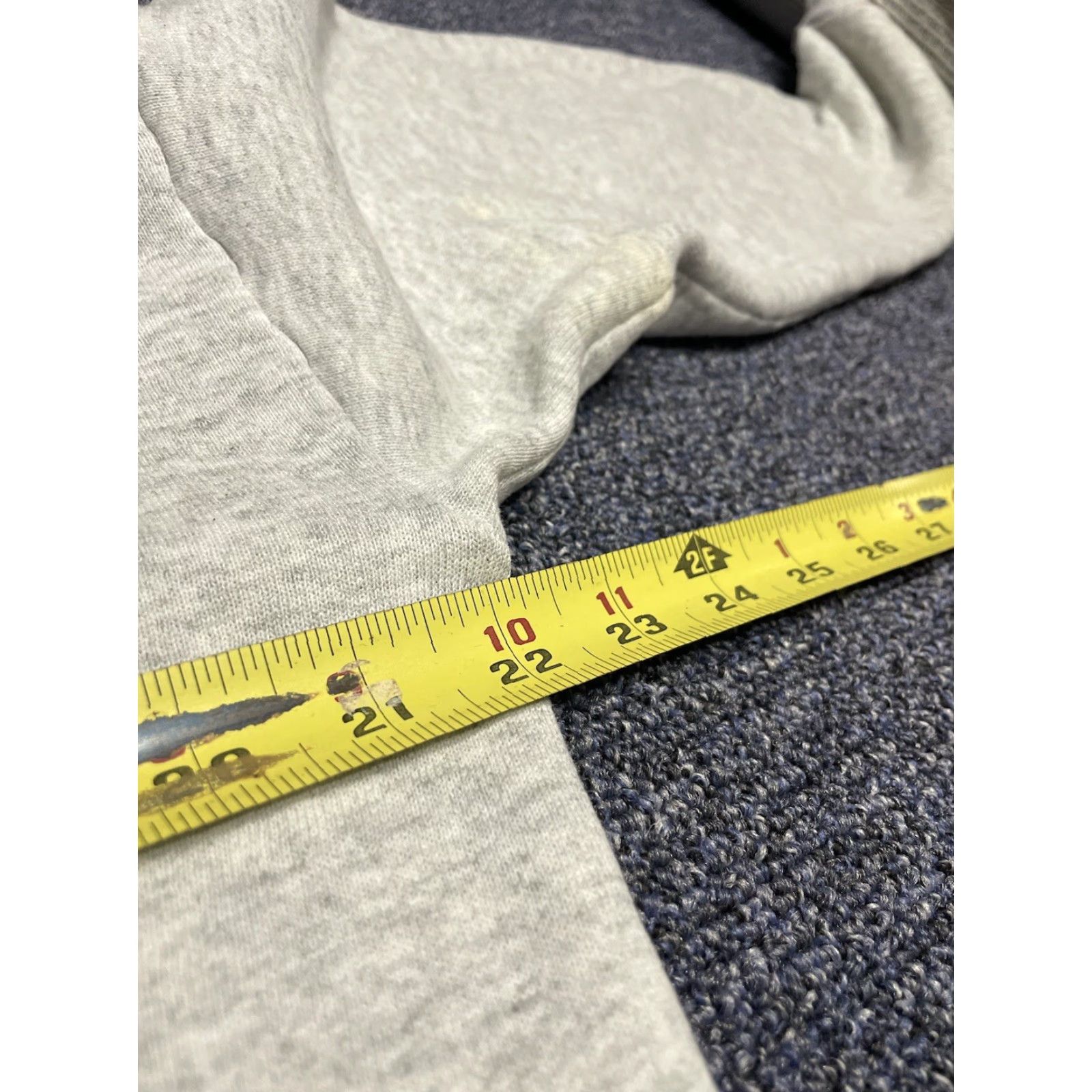 Fruit Of The Loom VINTAGE Triathlon Sweatshirt Large 80s 90s USA Olympic Fruit of the Loom Crew Neck Raglan Logo Graphic Print Pullover Sweatshirt Mens Gray Size US L / EU 52-54 / 3 - 3 Thumbnail