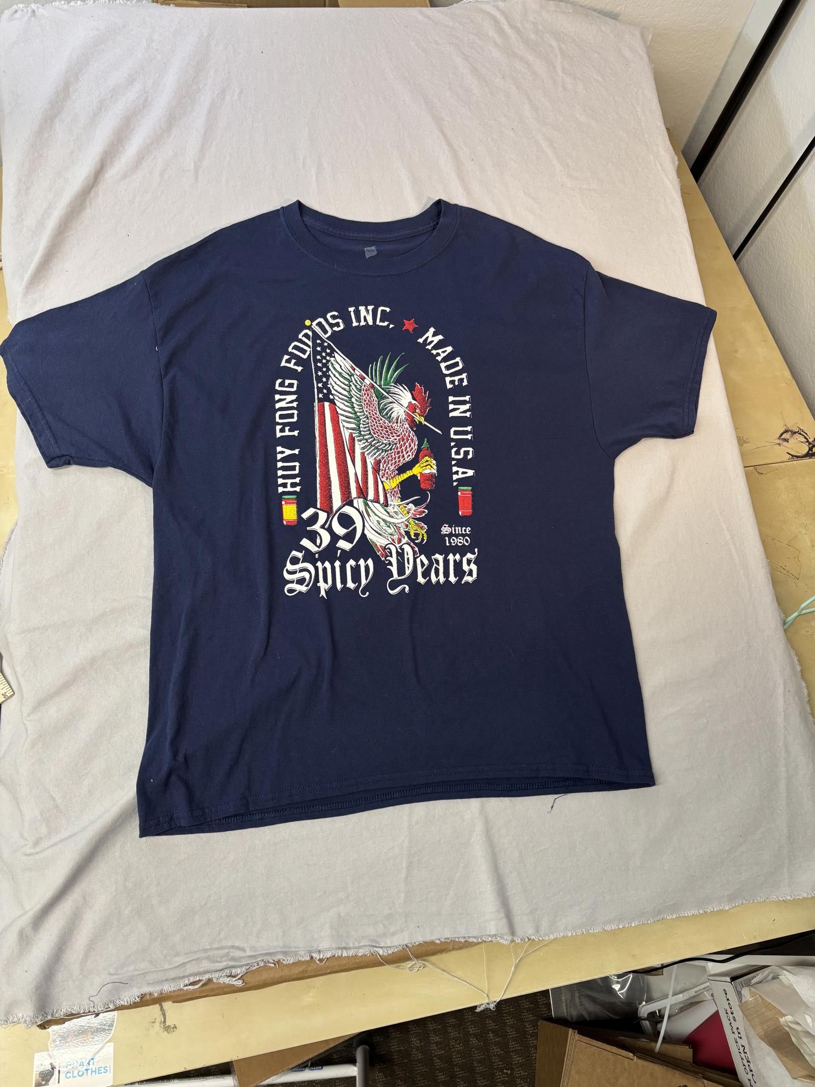 Other Huy Fong Foods Tshirt Sriracha Rooster Sauce Employee Tee XL Size US XL / EU 56 / 4 - 2 Thumbnail