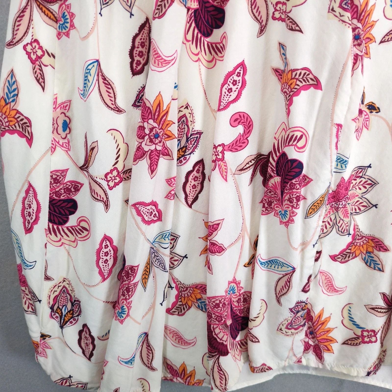 Loft Loft Spaghetti Strap Floral Sun Dress 6 A-Line V-Neck Flowy Size M / US 6-8 / IT 42-44 - 9 Thumbnail