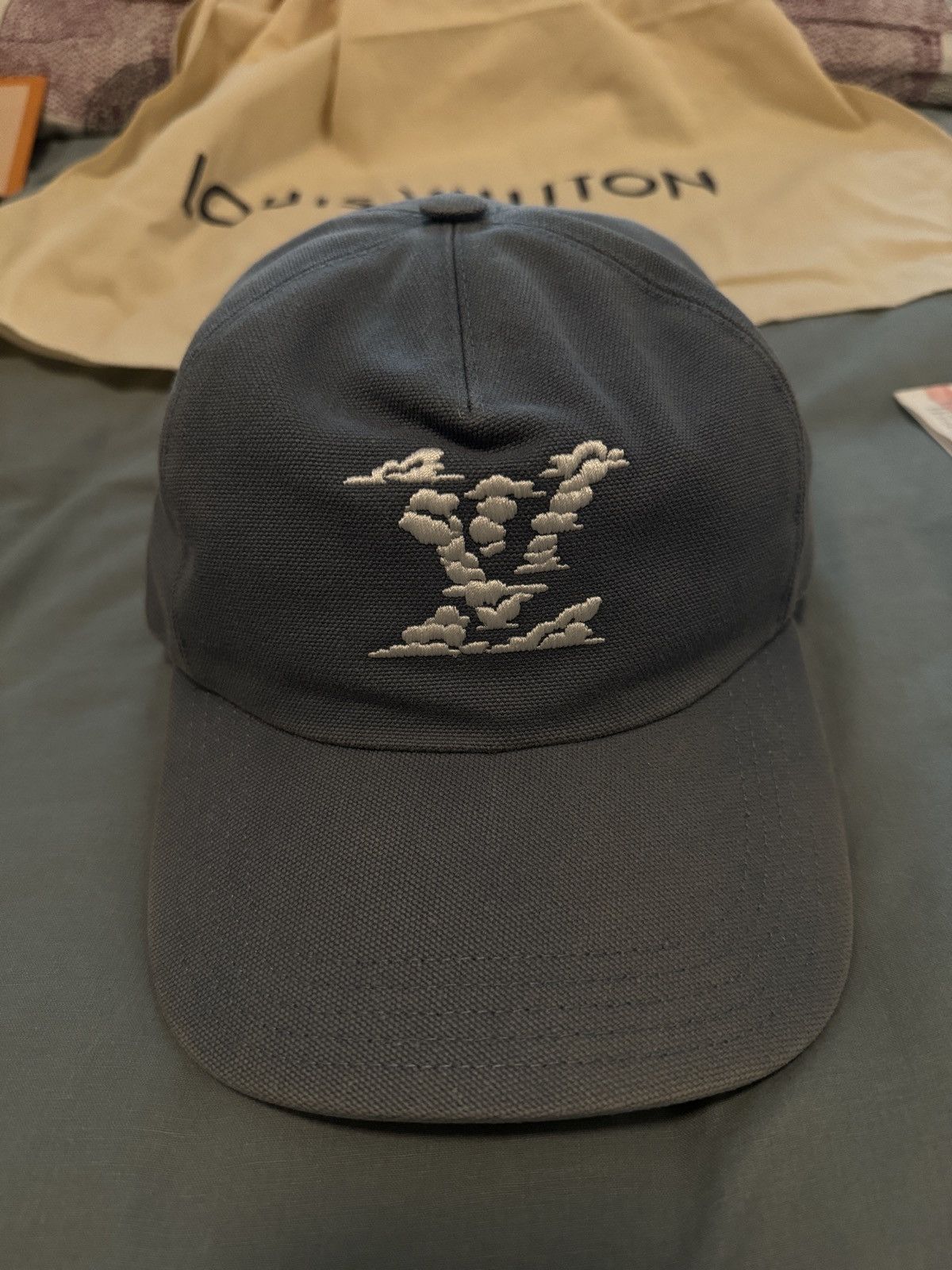 LOUIS VUITTON BY VIRGIL ABLOH MP2590 CHAIN EMBROIDRED CAP NAVY