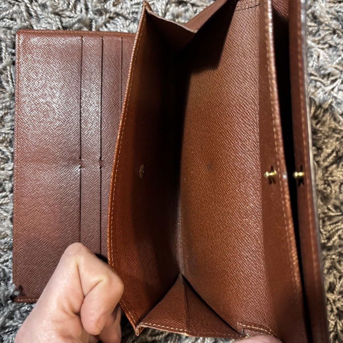 Louis Vuitton Louis Vuitton Monogram Canvas Trifold Wallet Made in France Size ONE SIZE - 6 Thumbnail