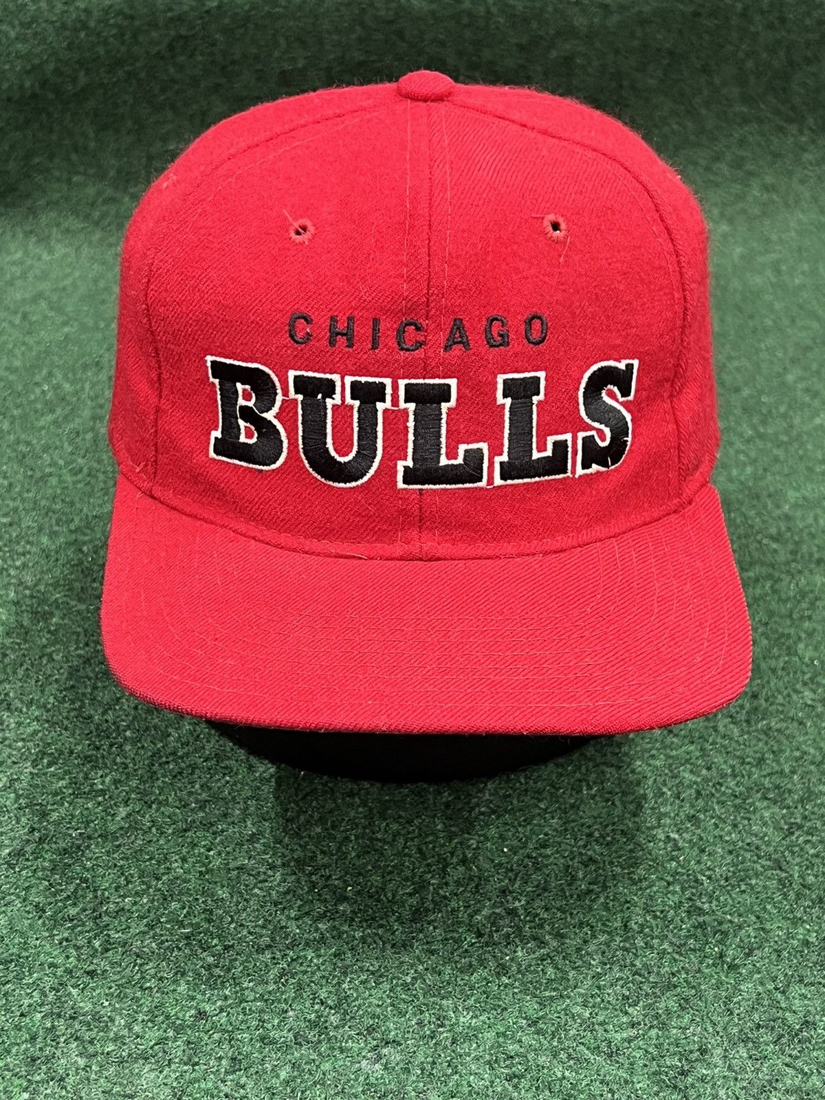 Starter Vintage 80s Chicago Bulls 100% Wool Snapback Hat Size ONE SIZE - 1 Thumbnail
