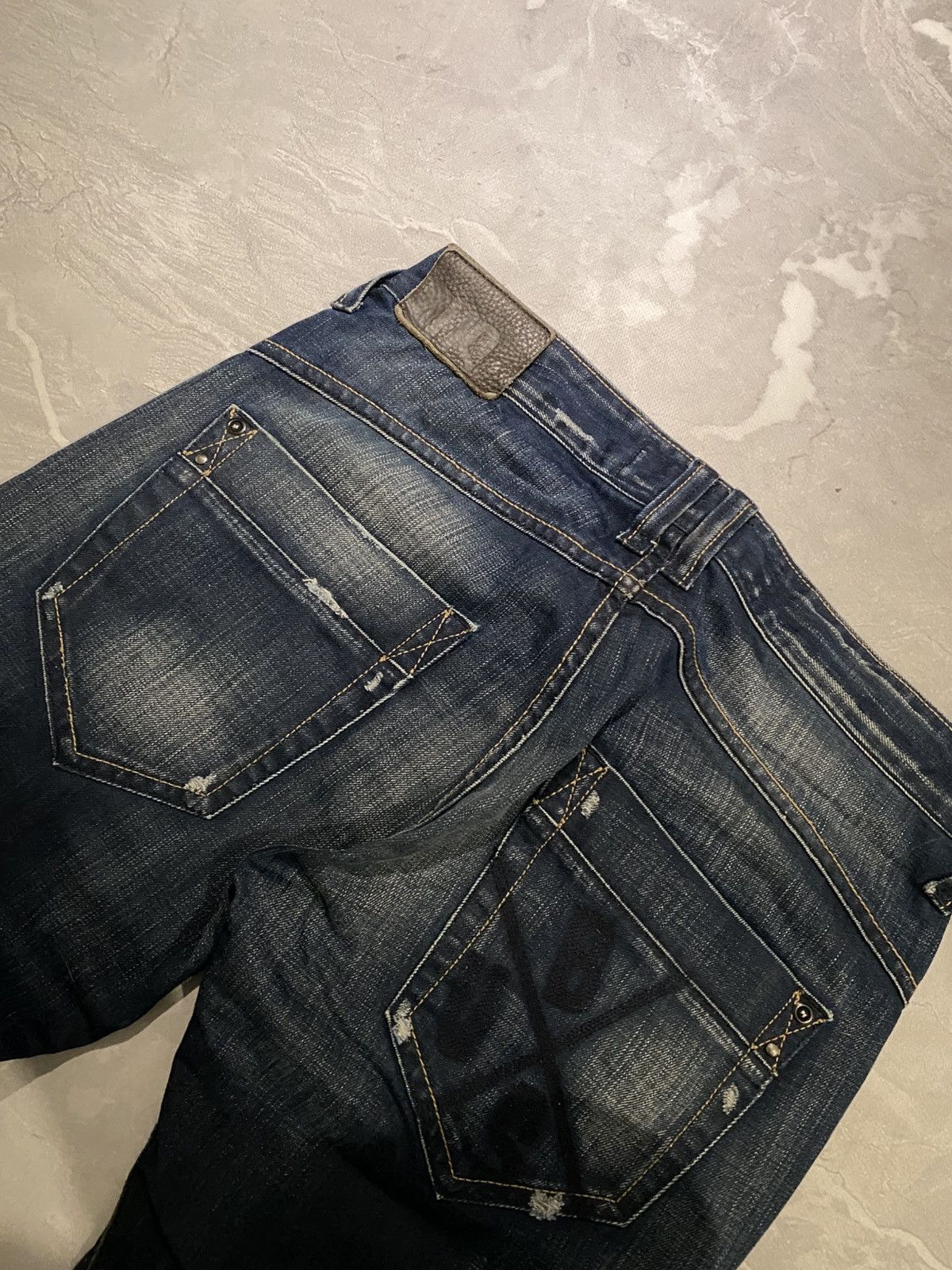 Japanese Brand RARE Destroyed Number Nine Slim Jean / Cosmic Indigo Size US 31 - 9 Thumbnail