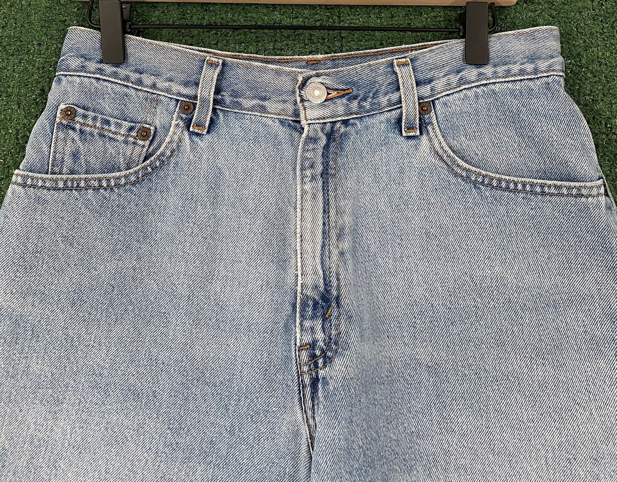 Levi's 90’s Levi’s Denim Jean Shorts Jorts Women’s Size 29” Waist Size 29" - 2 Thumbnail