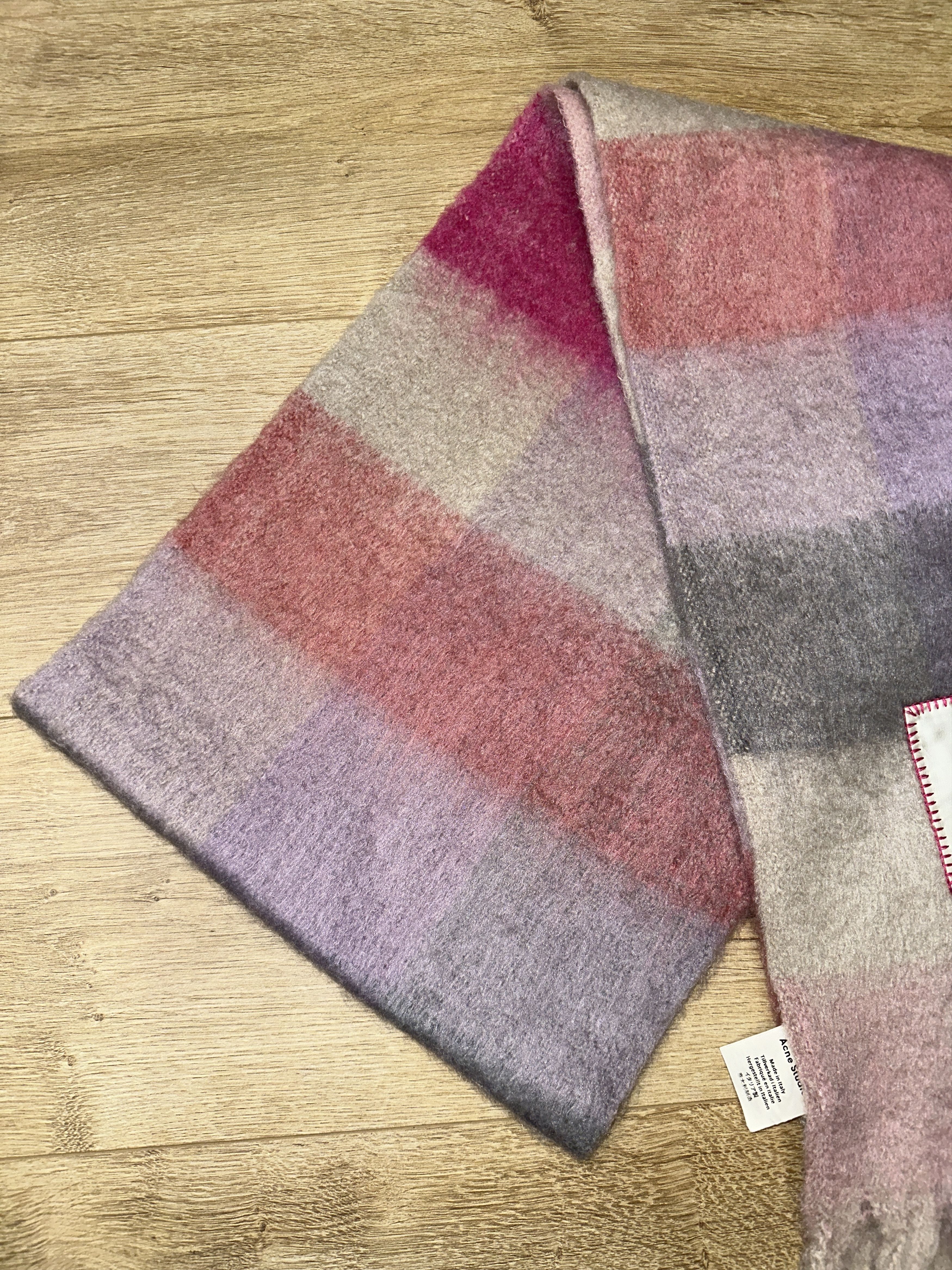 Acne Studios Acne Studios Checked Mohair Wool Scarf Unisex 250Cm Size ONE SIZE - 8 Thumbnail