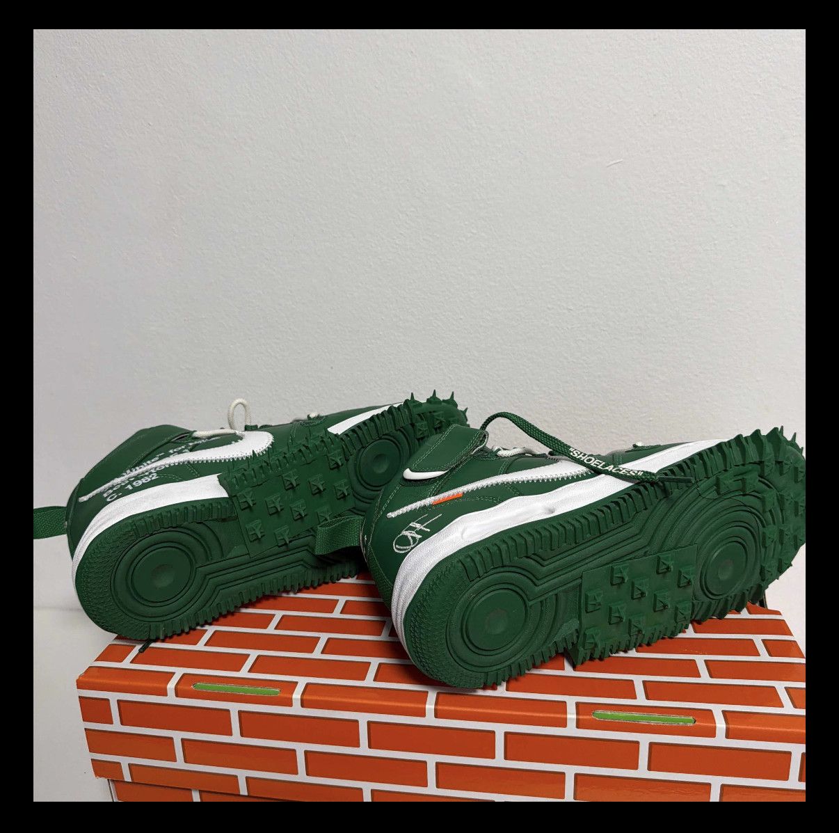 Nike × Off-White Off-White x Nike Air Force 1 Mid Pine Green Size US 8.5 / EU 41-42 - 5 Thumbnail