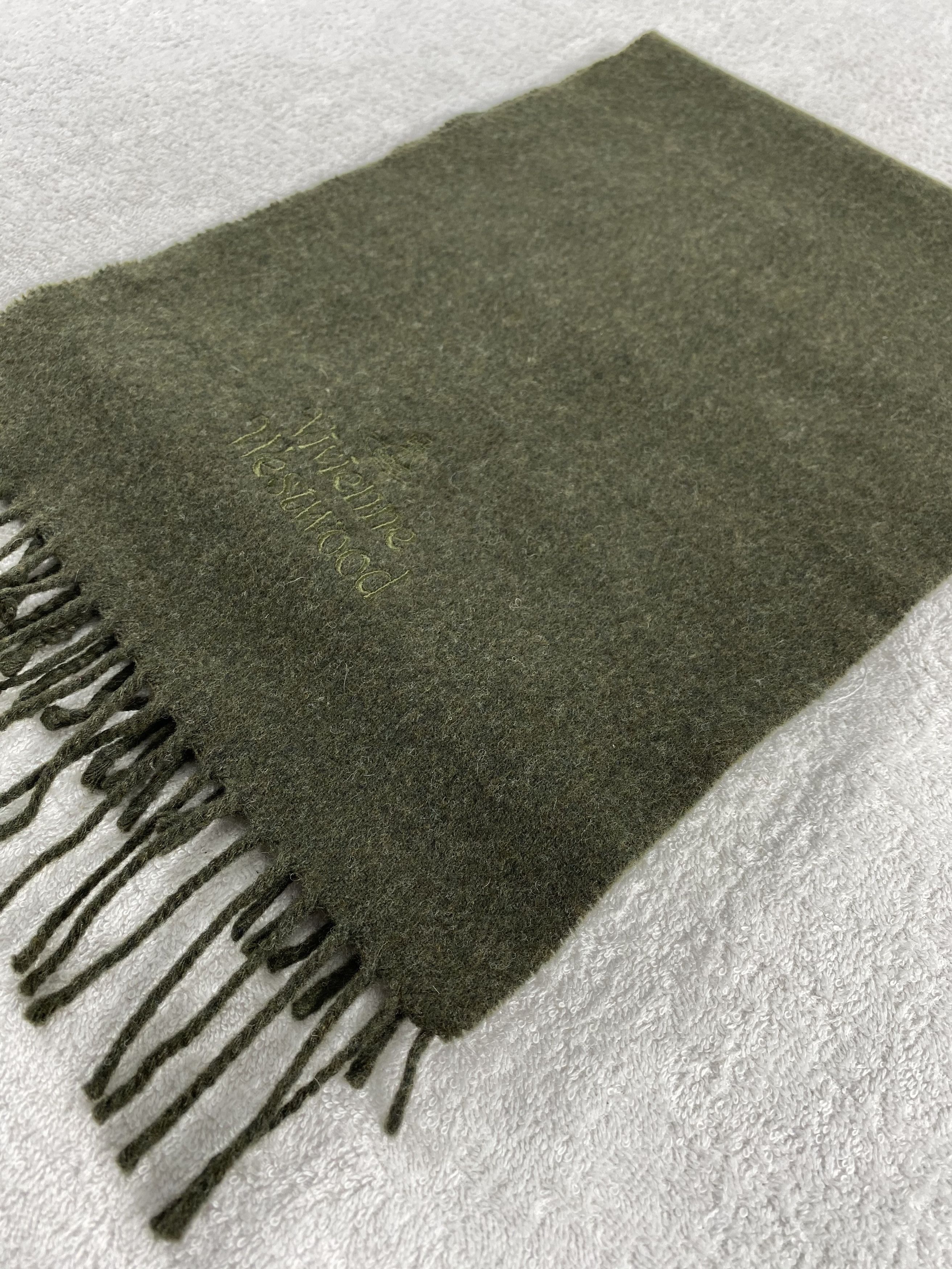 Vivienne Westwood Vintage Vivienne Westwood Scarf/Muffler/Neckwear MF704 Size ONE SIZE - 3 Thumbnail