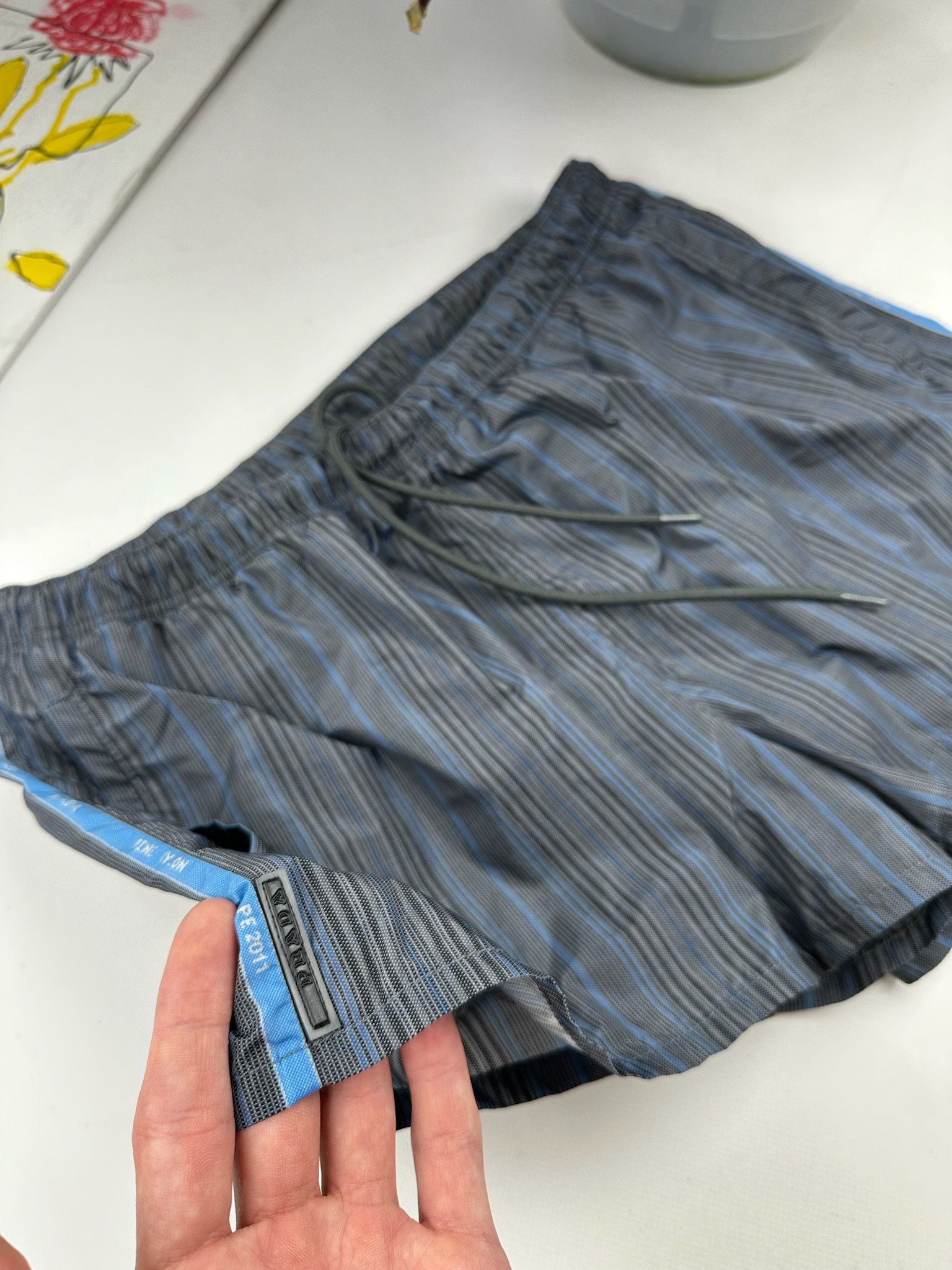 Prada PRADA Shorts Nylon Swim black Tab pants Size US 30 / EU 46 - 6 Thumbnail