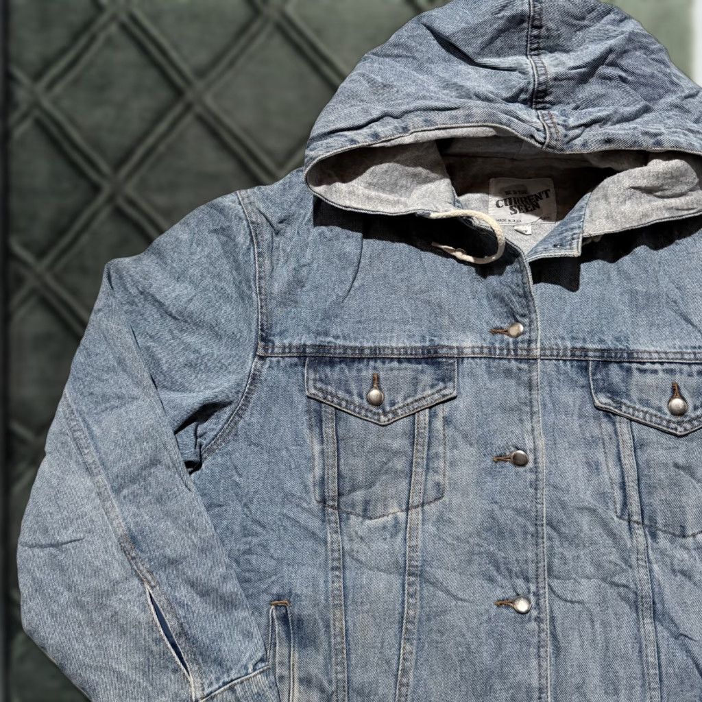 Vintage Vintage Current Seen Trucker Jacket Women's Blue Light Wash Denim Hooded - 22W Size 3XL / US 20-22 - 1 Thumbnail
