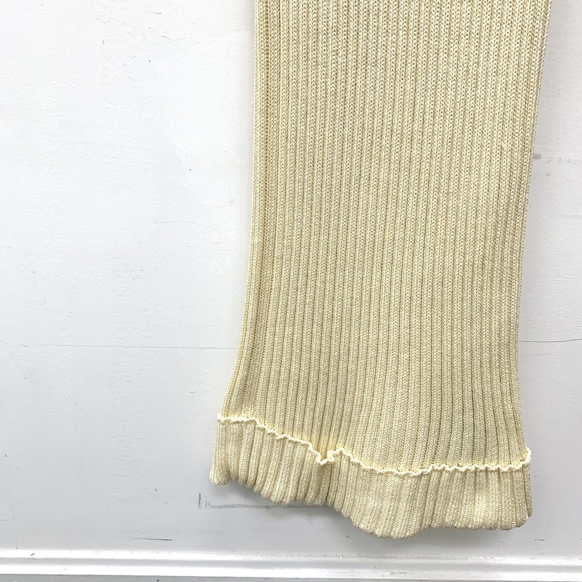 Celine Celine Pale Yellow V-neck Long Sleeve Knit Dress K26WX Size M / US 6-8 / IT 42-44 - 5 Thumbnail