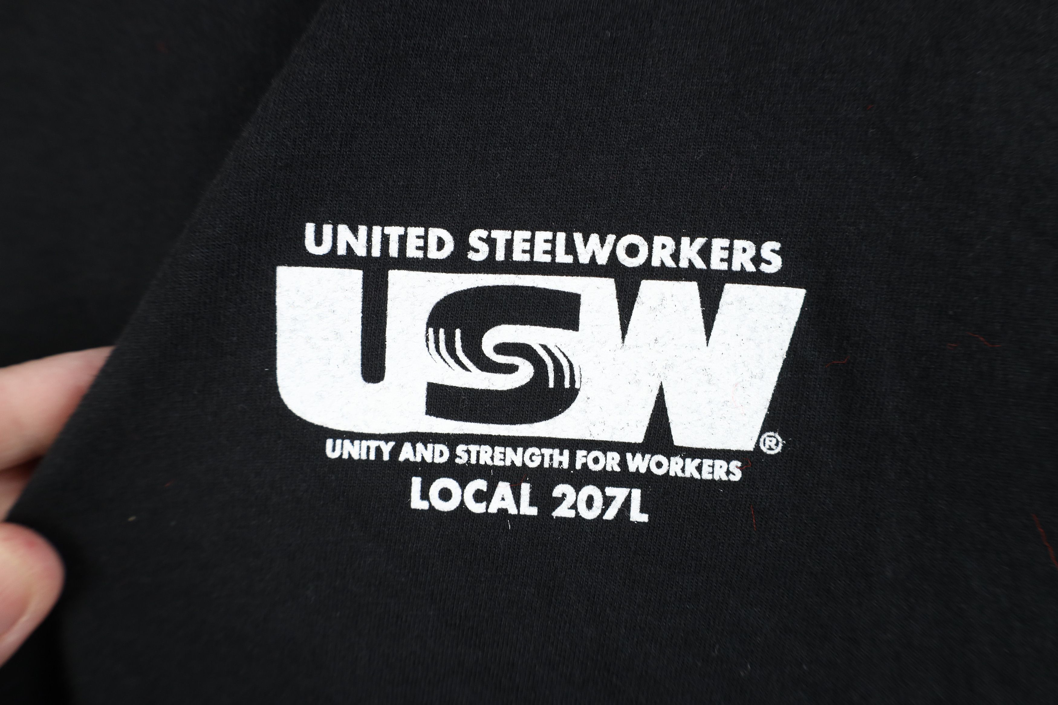 Vintage Y2K Local 207L United Steelworkers Union Dawg T-Shirt Black Size US XXL / EU 58 / 5 - 4 Thumbnail