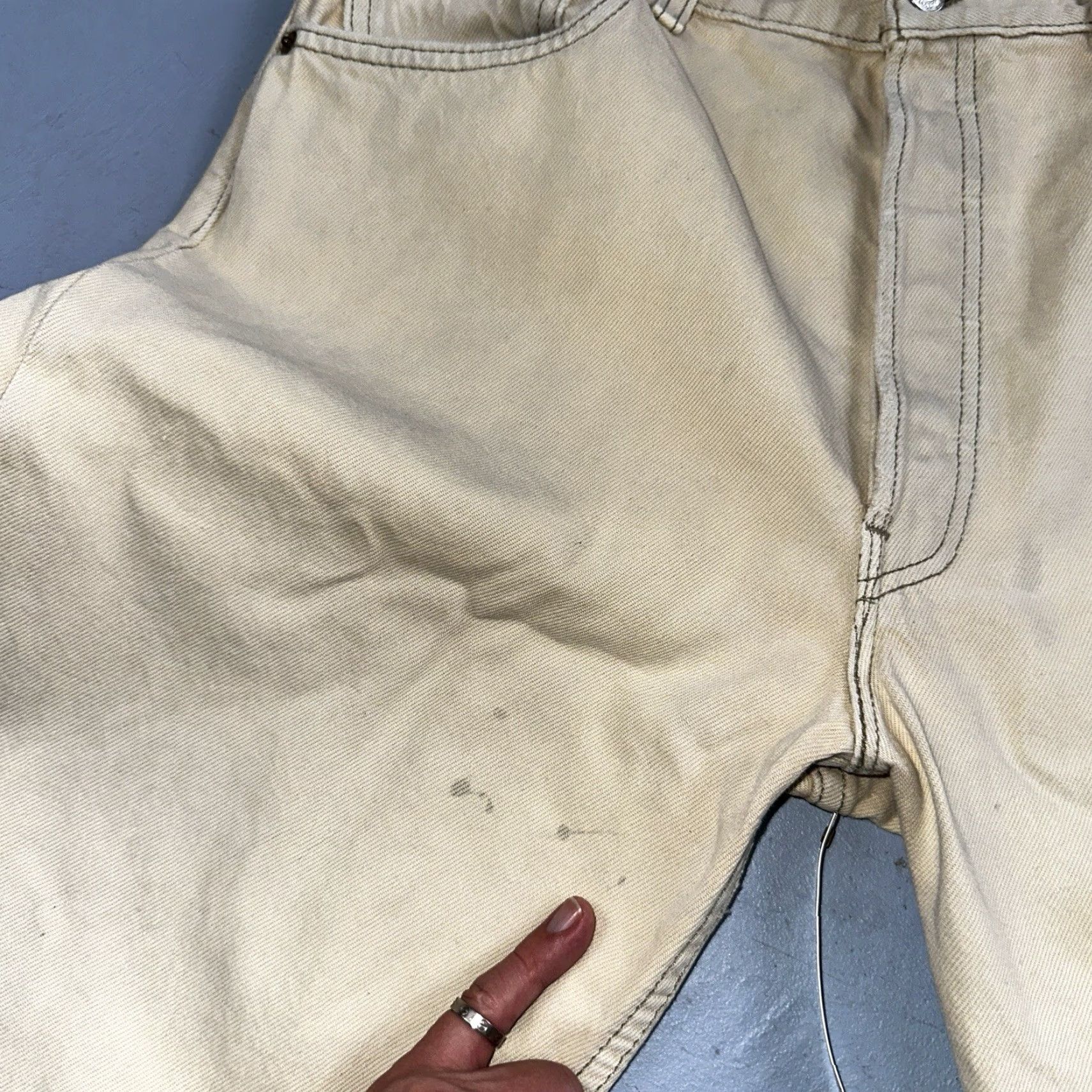 Levi's VINTAGE Levi's 501 Jeans Men 36x32 Straight USA 90s Denim Cotton Ivory Yellow Khaki Button Closure Modern Classic Size US 36 / EU 52 - 6 Thumbnail