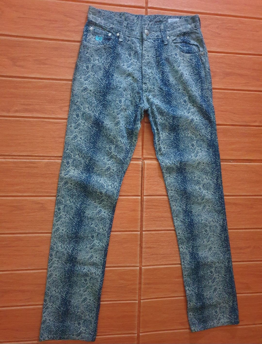 Japanese Brand 💥Wrangler W-girl snake full print japanese pant Size US 27 - 7 Thumbnail