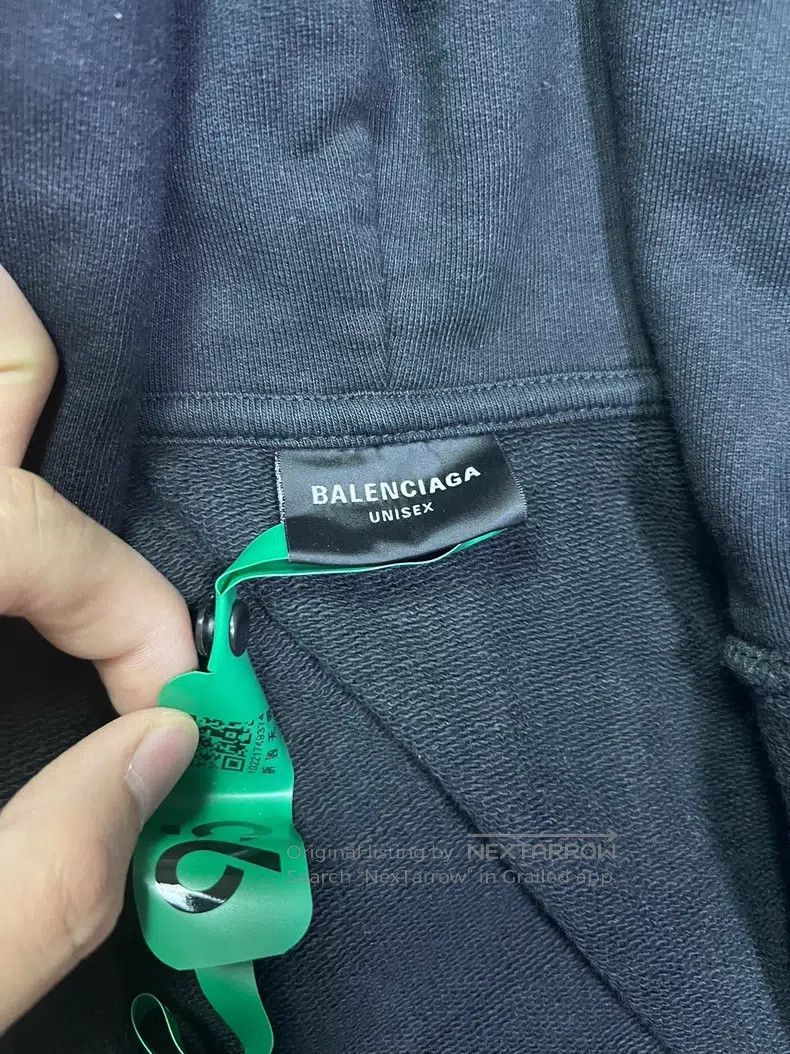 Balenciaga Balenciaga Solid Color Sticker Zip-Up Hooded Sweatshirt Ja Size US S / EU 44-46 / 1 - 3 Thumbnail
