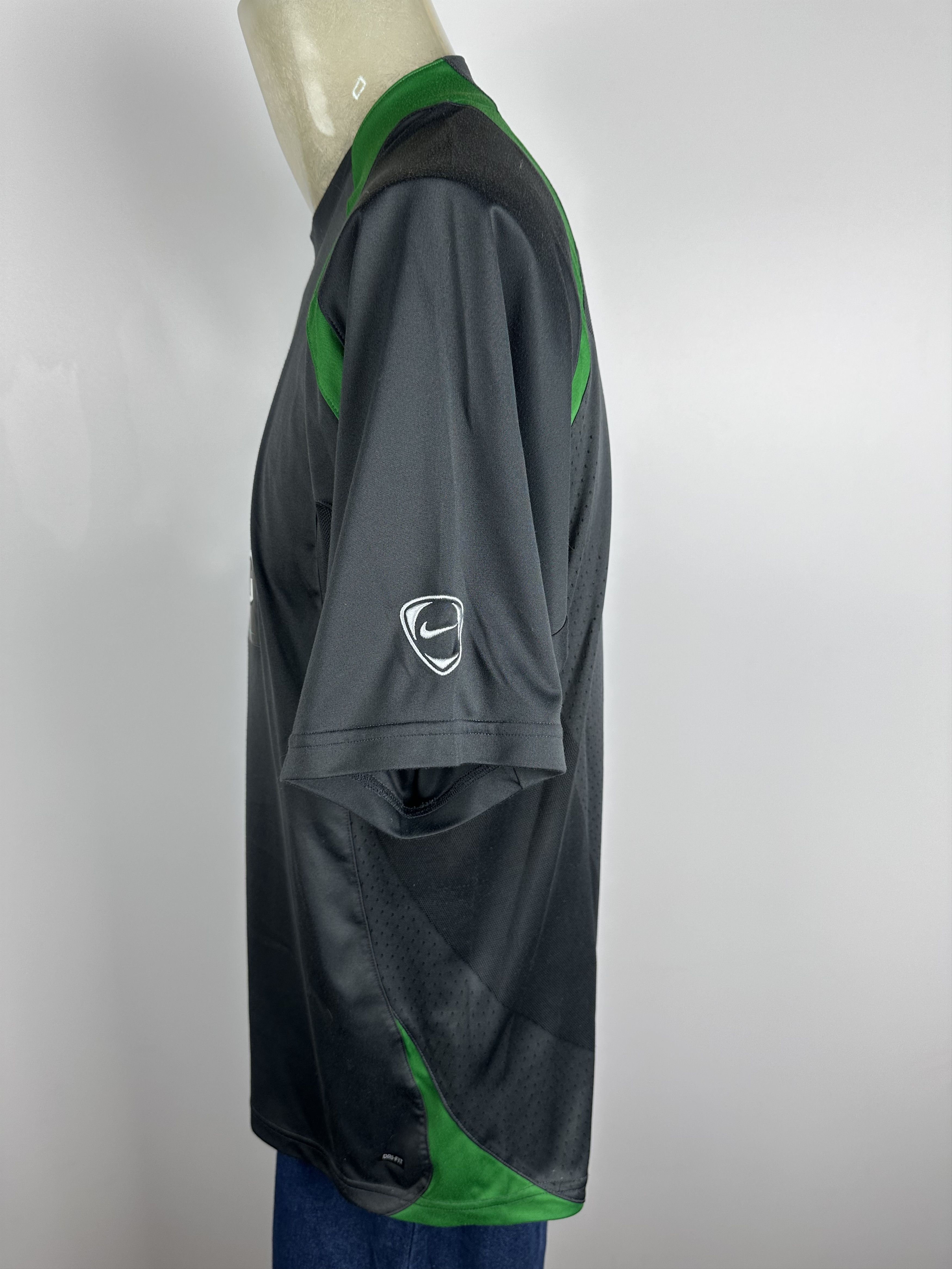 Nike Celtic 2005 2006 2007 Training Football Shirt Soccer Jersey Size US L / EU 52-54 / 3 - 4 Thumbnail