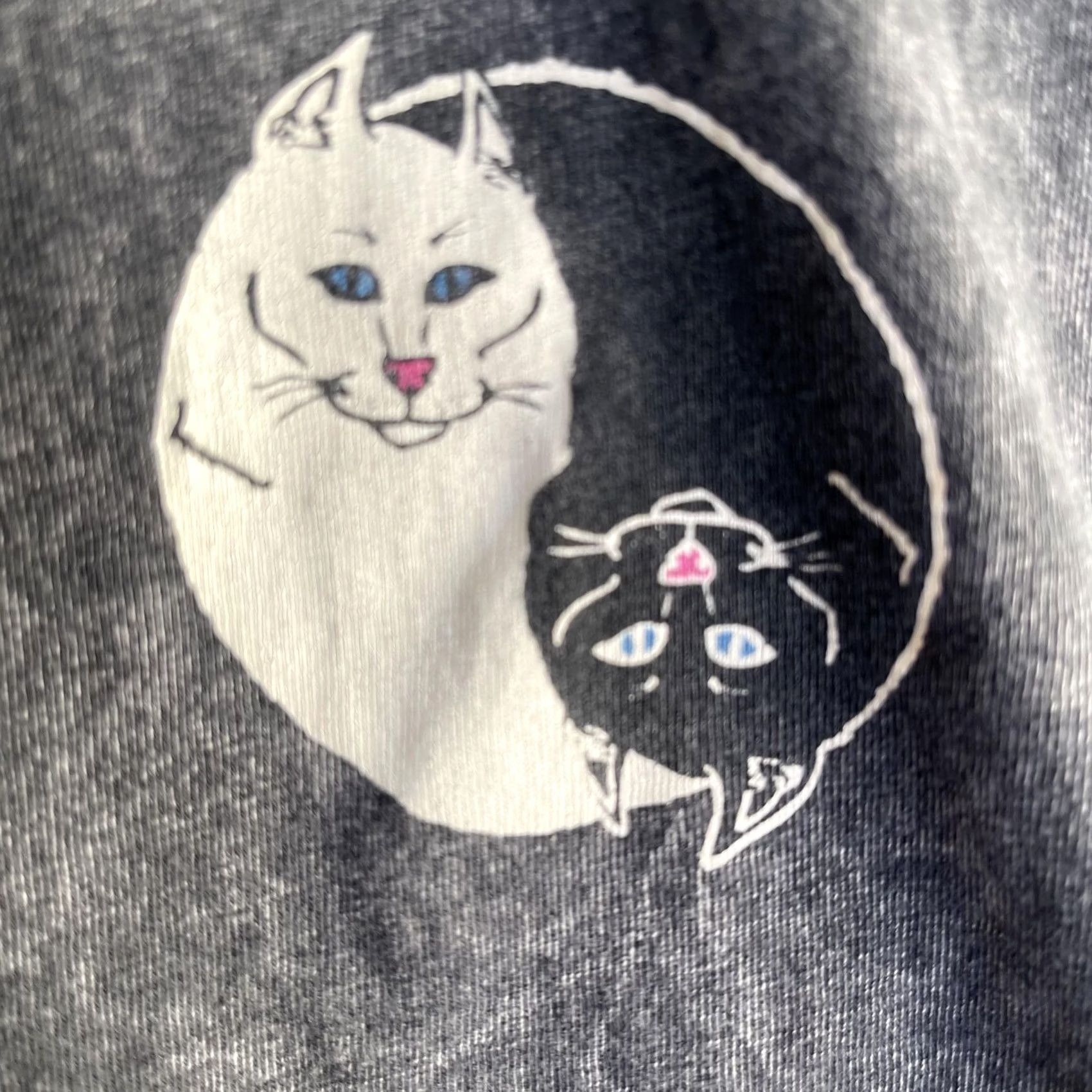 RIPNDIP RIPNDIP Shirt Mens Medium Gray Cat Yin Yang Graphic Double Sided Tee T-Shirt Size US M / EU 48-50 / 2 - 2 Thumbnail