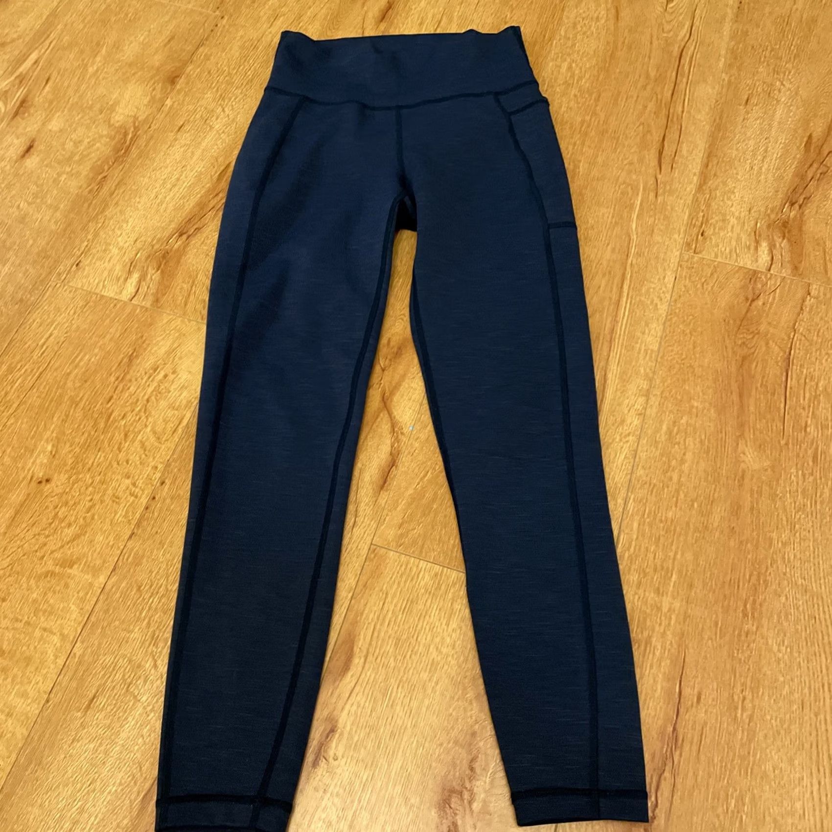 Sweaty Betty Sweaty Betty Leggings Womens XS Blue High Shine High Waisted 7/8 Tight Slim Legged Athletic Compression Skinny Inseam 24 in Womens Size 26" / US 2 / IT 38 - 2 Thumbnail