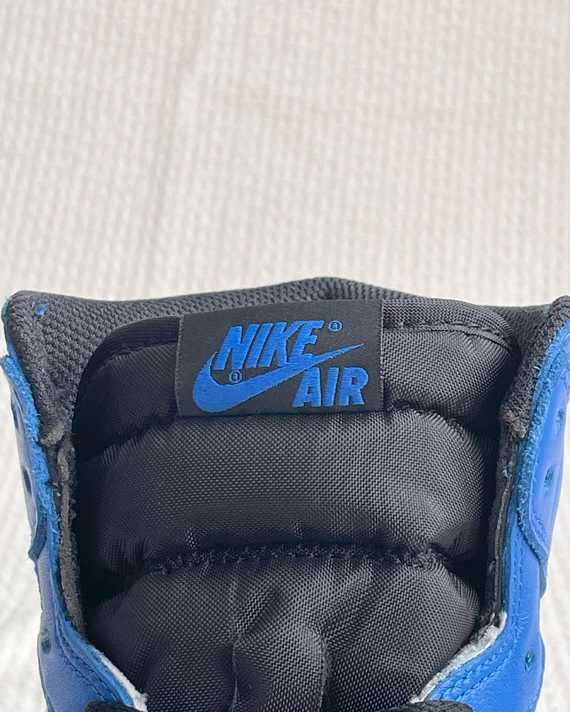 Jordan Brand × Nike Air Jordan 1 Retro High OG Game Royal Size US 9.5 / EU 42-43 - 8 Thumbnail