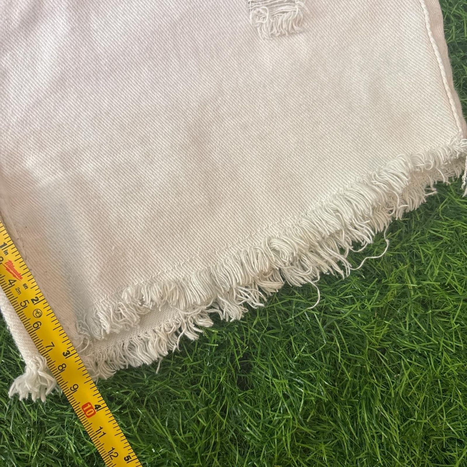 Other White Y2k M.LKids Distressed Jean Shorts Size 25" / US 0 / IT 36 - 3 Thumbnail