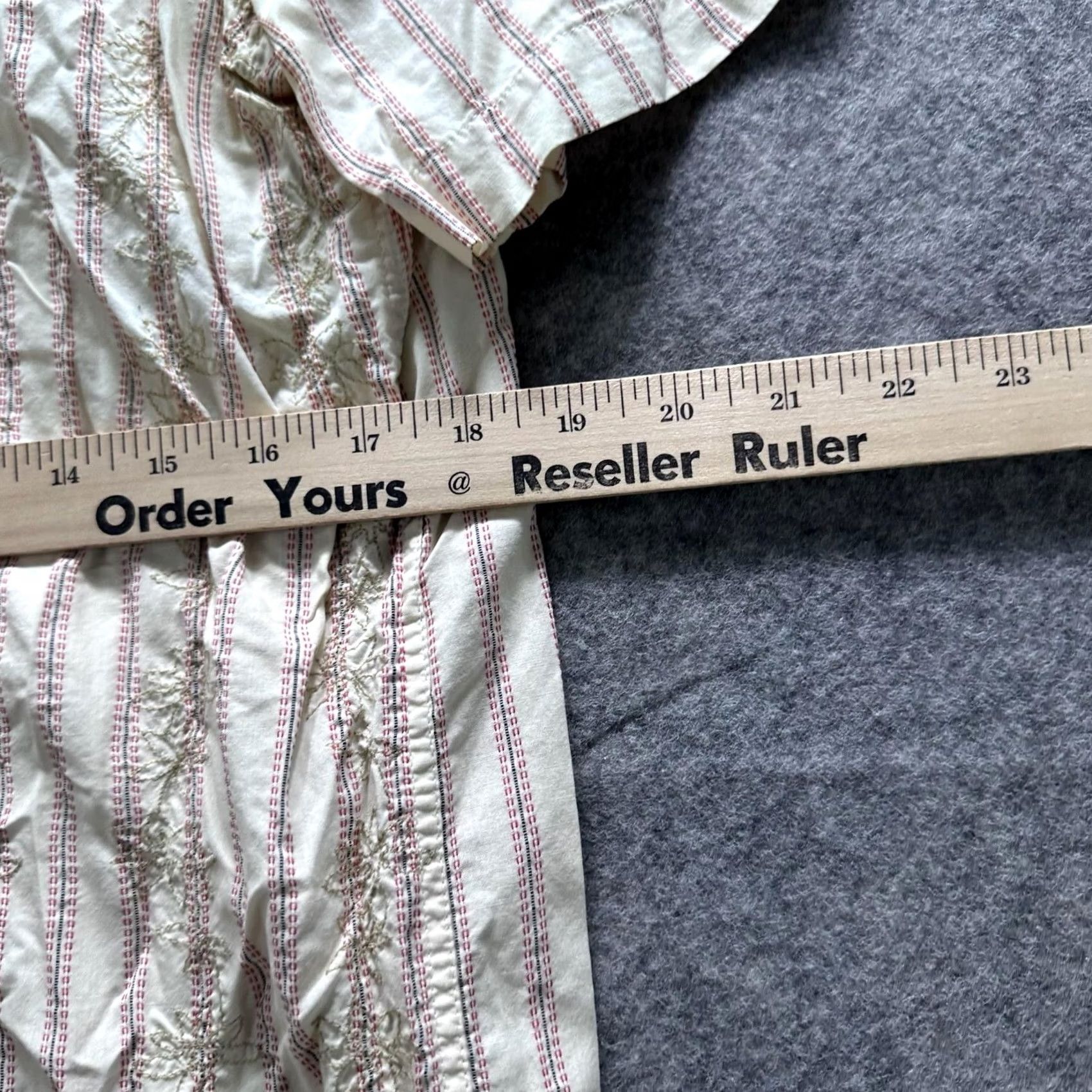 Express Express Shirt Mens M White Stripe Short Sleeve Button Up Embroidered Casual Size US M / EU 48-50 / 2 - 6 Thumbnail