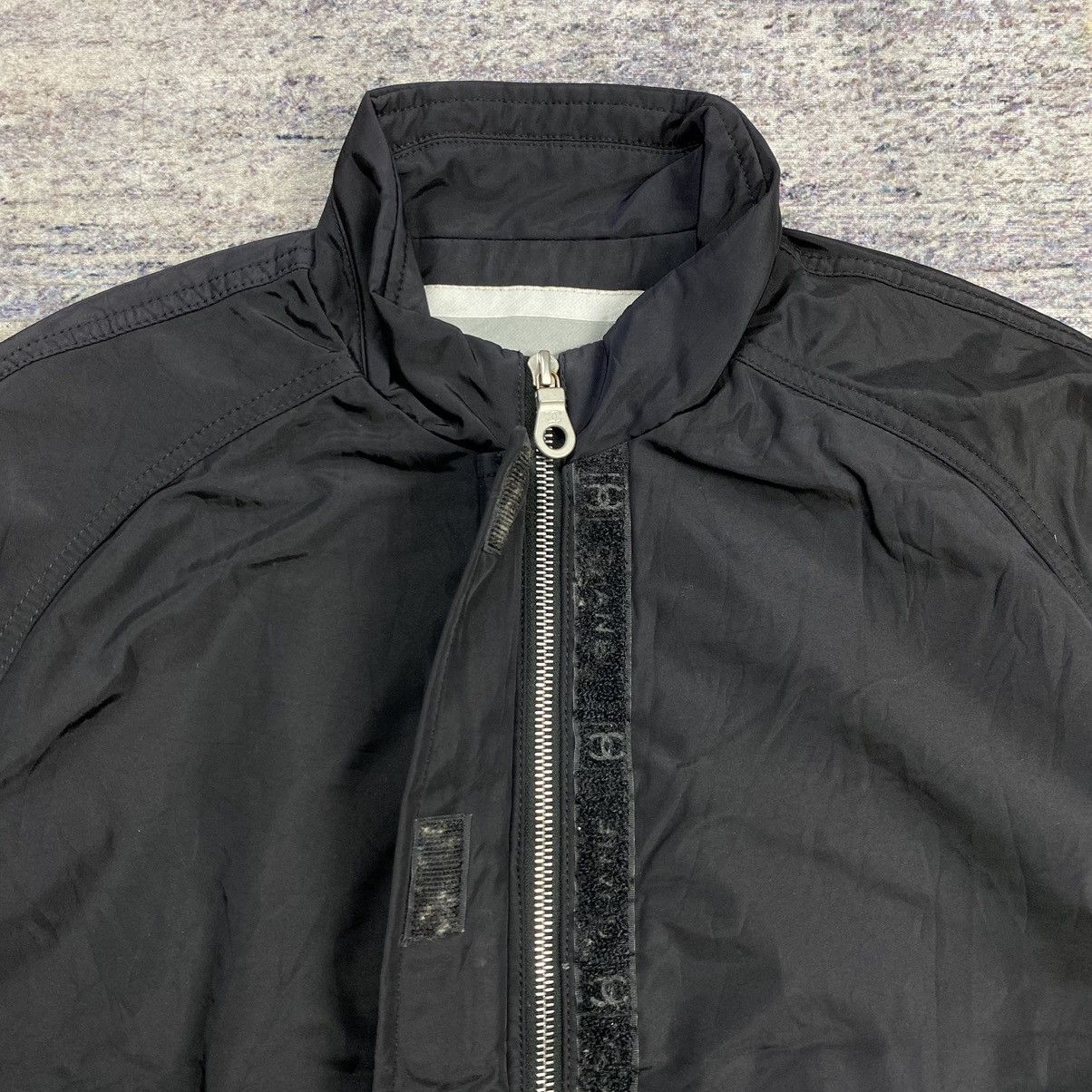 Chanel Vintage 2002 Chanel zip up jacket Size L / US 10 / IT 46 - 6 Thumbnail