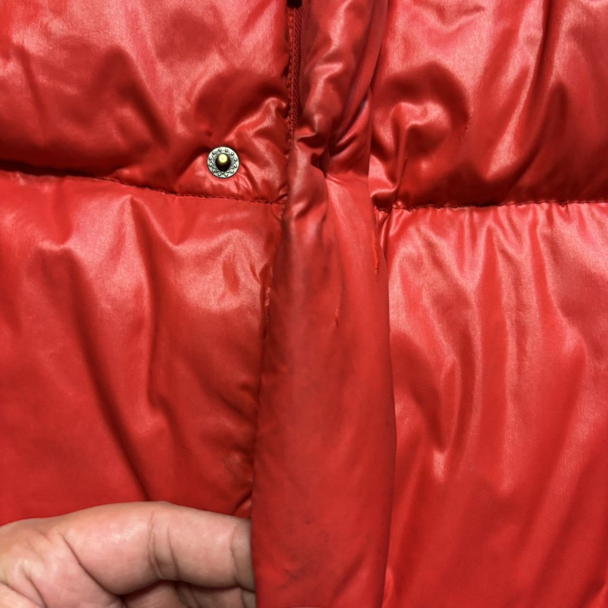 Moncler × Vintage Vintage 80’s Moncler Grenoble Red Puffer Down Jacket Size US M / EU 48-50 / 2 - 13 Thumbnail