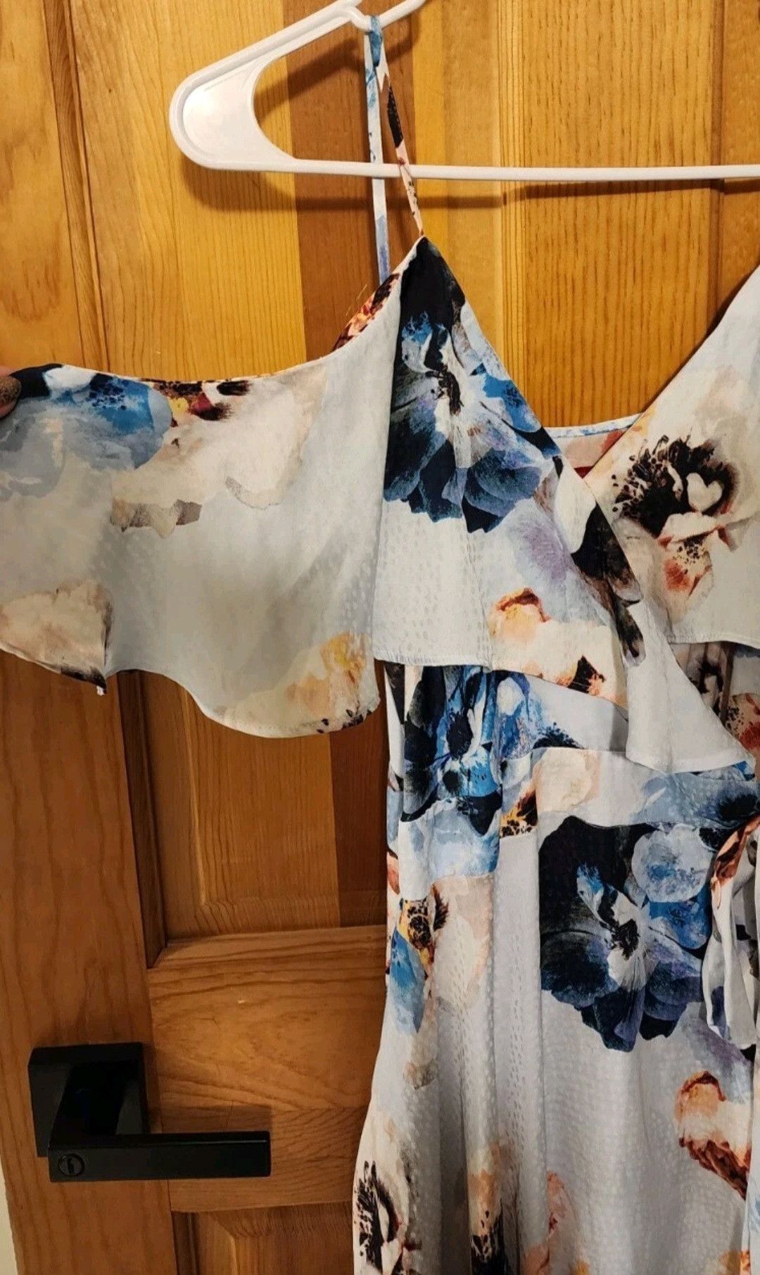 Jennifer Lopez NWOT Jennifer Lopez Floral Maxi Wrap Off Shoulder Dress XS Size XS / US 0-2 / IT 36-38 - 3 Thumbnail