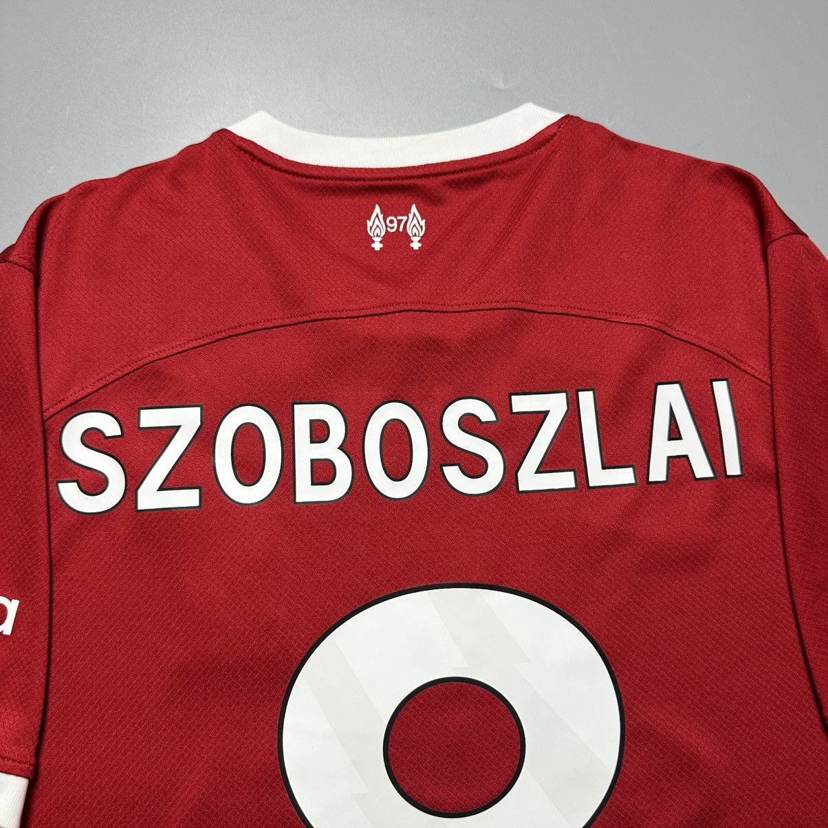 Nike LIVERPOOL NIKE 2023/2024 SOCCER HOME JERSEY #8 SZOBOSZLAI Size US L / EU 52-54 / 3 - 11 Thumbnail