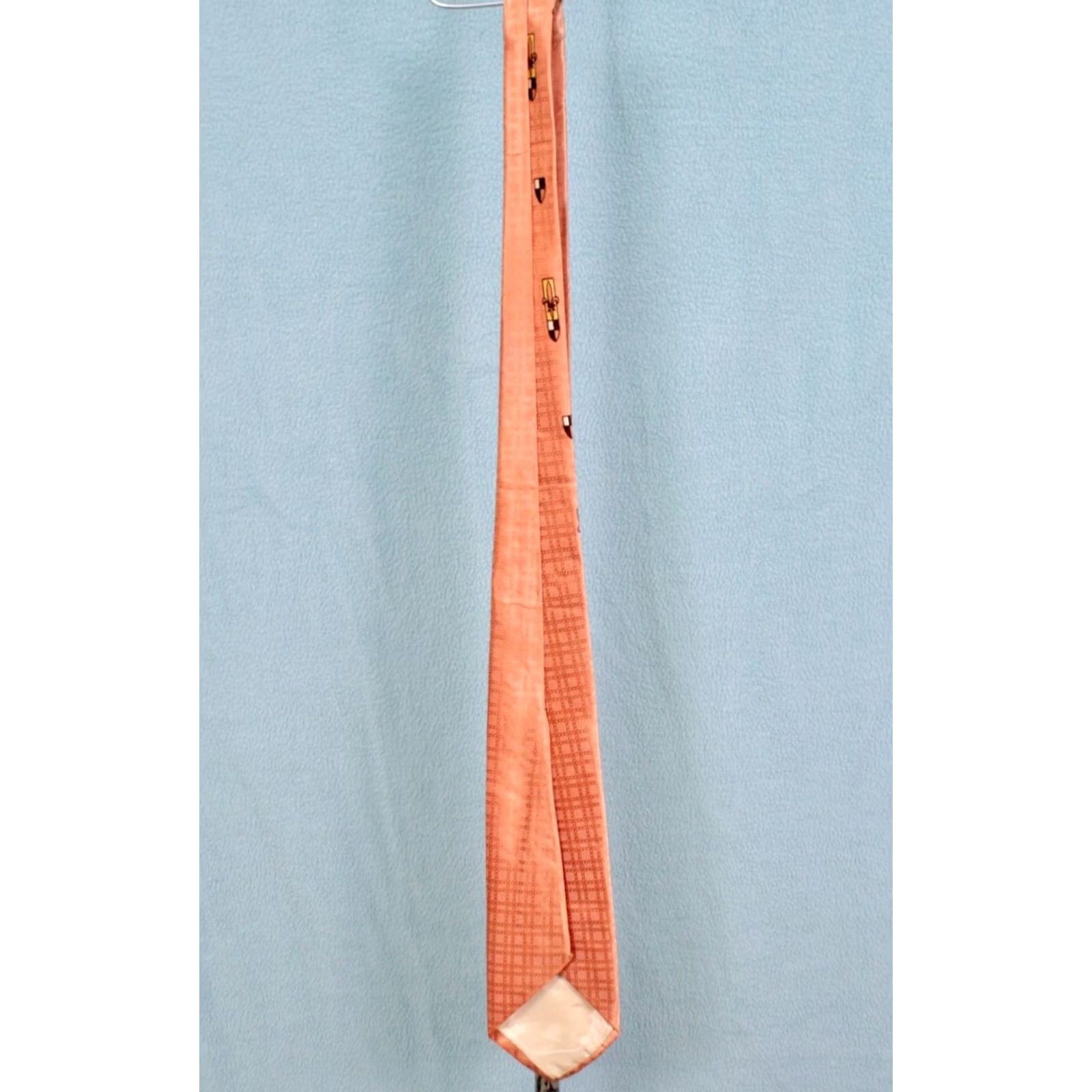 Vintage VTG 1940s Necktie TIE Rayon Orange Men’s 40s Tie Mens Vintage Condition: Great Measurements 51" L 3.5" W Size ONE SIZE - 7 Thumbnail