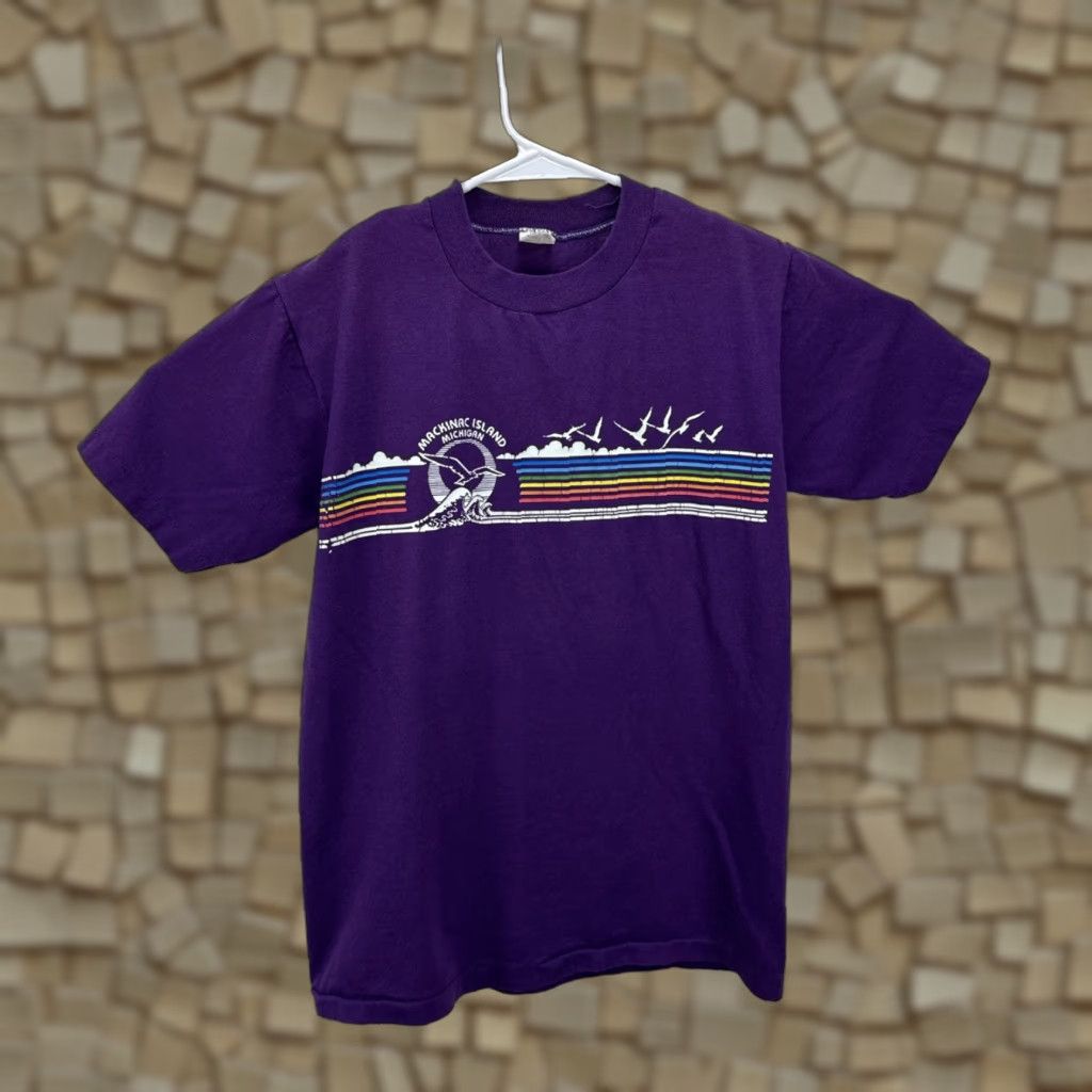 Velva Sheen VINTAGE Velva Sheen Mackinac Island Michigan T Shirt USA Made Medium Crew Neck Purple Graphic Print Short Sleeve Mens Size US M / EU 48-50 / 2 - 1 Thumbnail