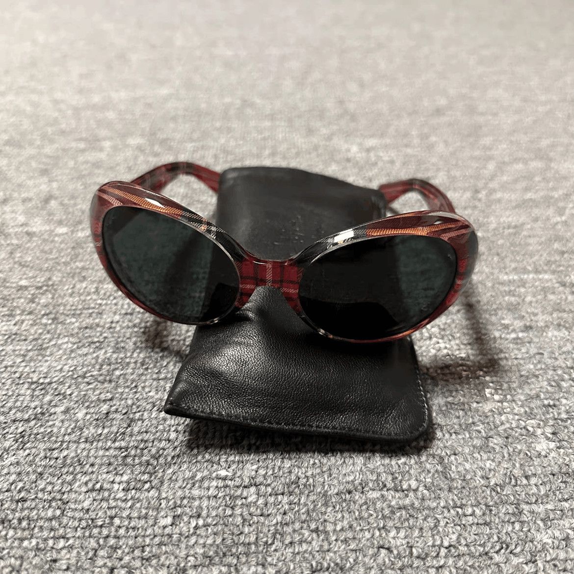 Number (N)ine Number Nine 05SS Plaid Sunglasses (1) Size ONE SIZE - 3 Thumbnail