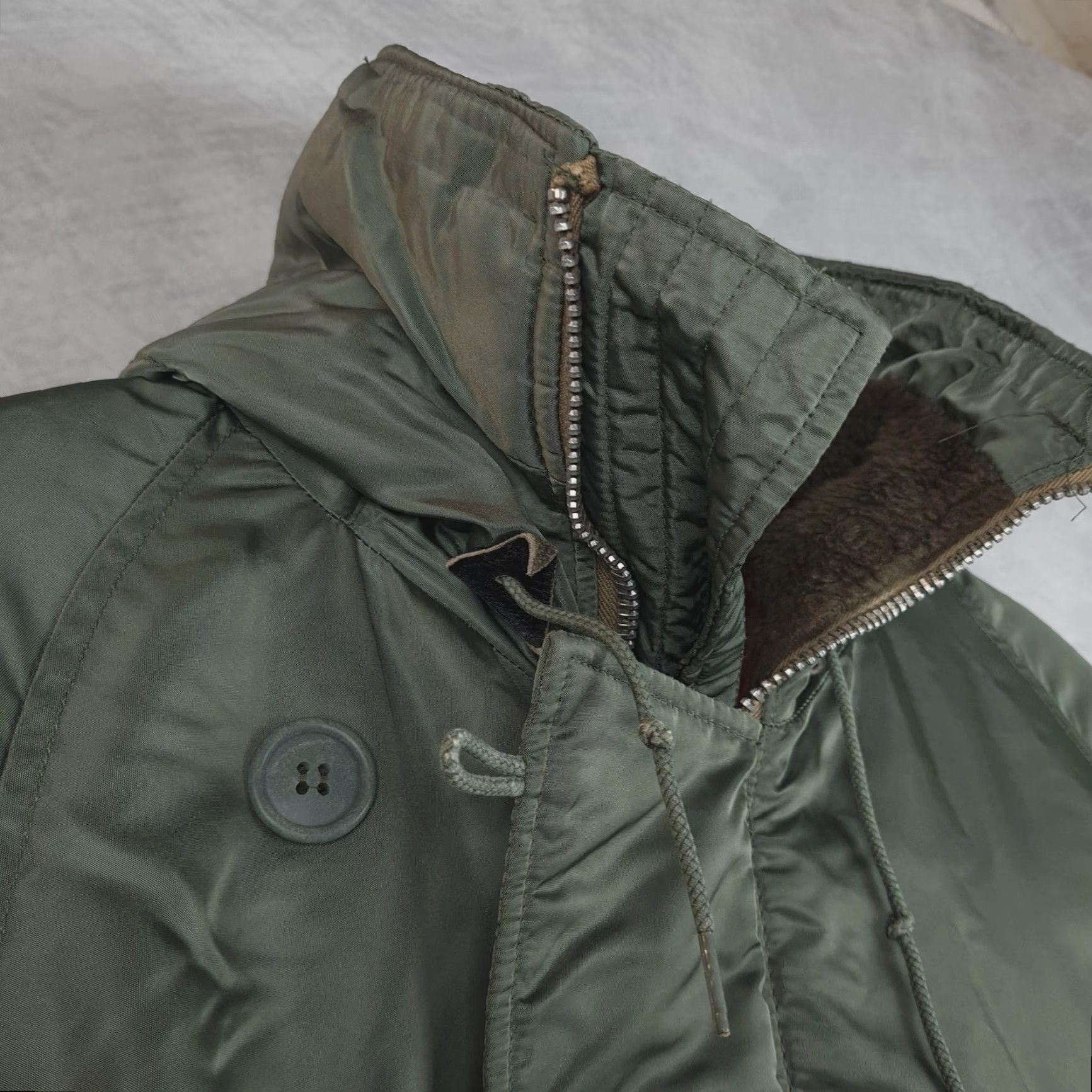 Vintage VINTAGE N-3B Parka Jacket Mens Small Green Orange Heavy Nylon Quilted Lined 70s Size US S / EU 44-46 / 1 - 4 Thumbnail