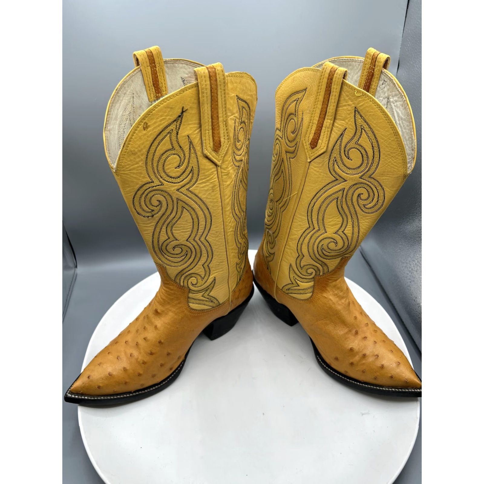 Vintage Ostrich Leather Cowboy Boots 5 Women's Full Quill Yellow Point Western Cowboy Western Leather Outsole Leather Heel Stacked Size US 5 / IT 35 - 6 Thumbnail