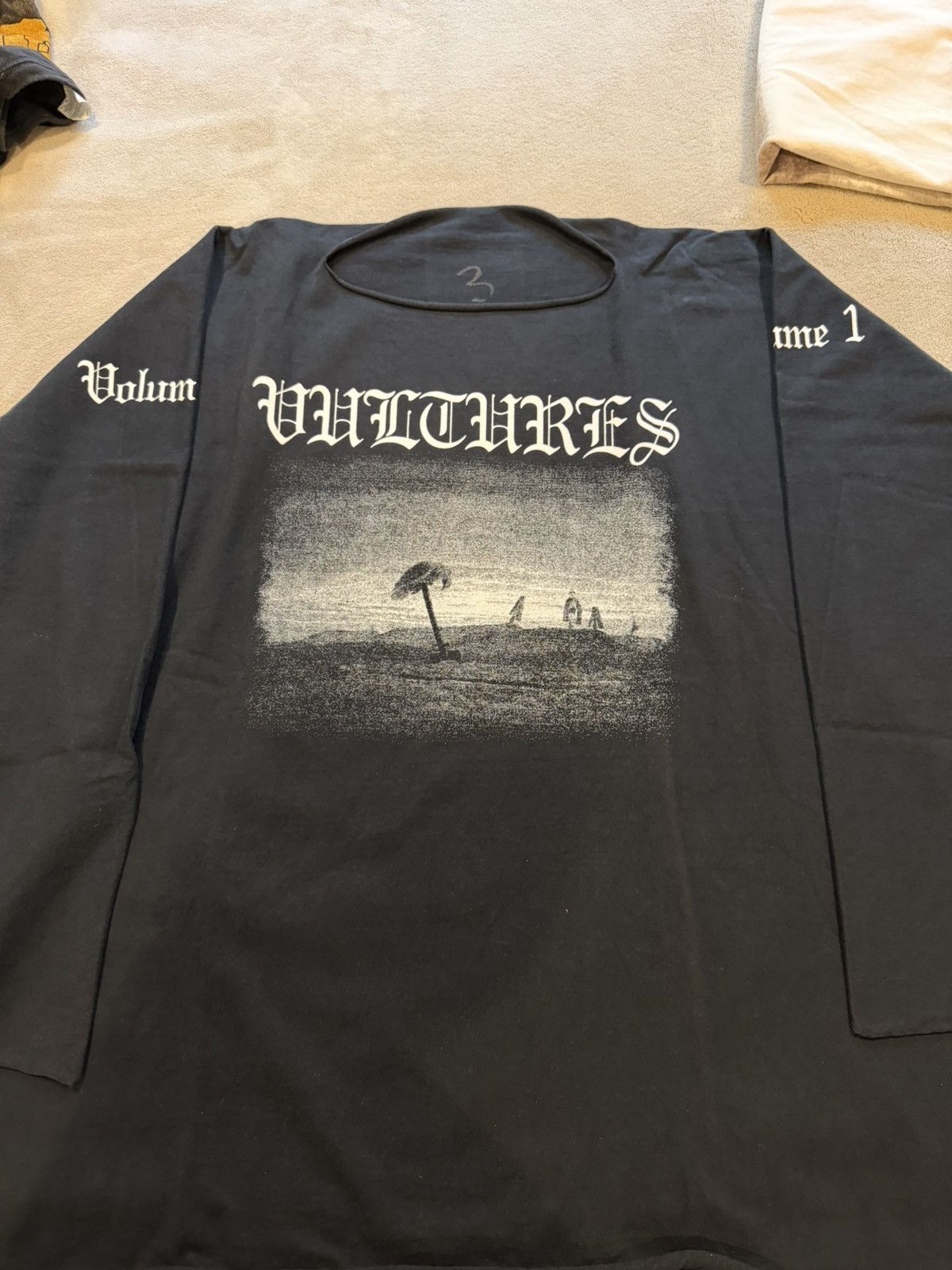 Kanye West YZY Vultures long Sleeve Tee Size US L / EU 52-54 / 3 - 3 Thumbnail
