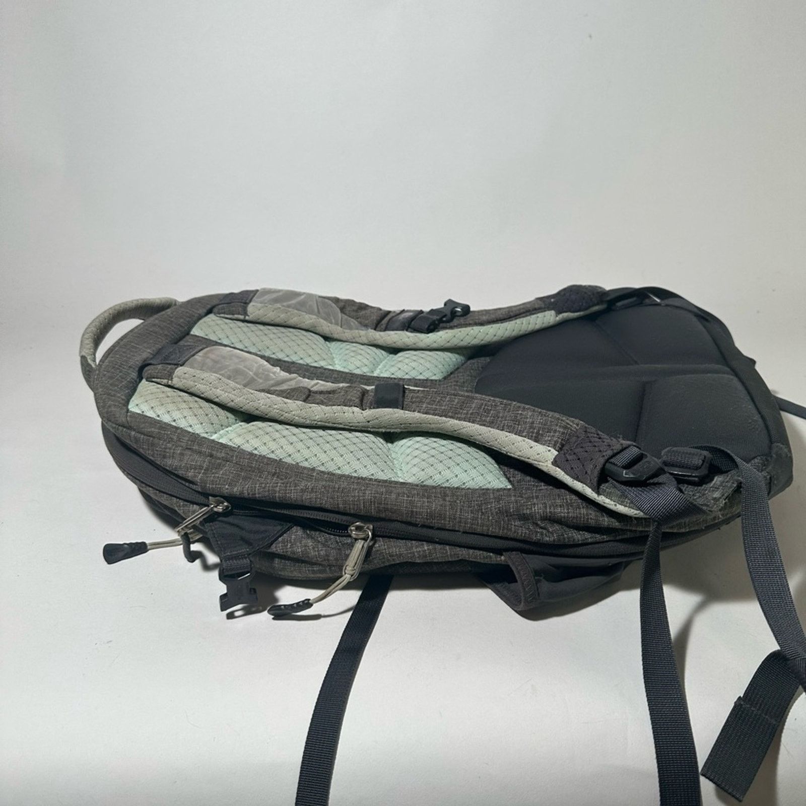 The North Face The North Face Black and Gray Backpack with Durable Design Size ONE SIZE - 6 Thumbnail