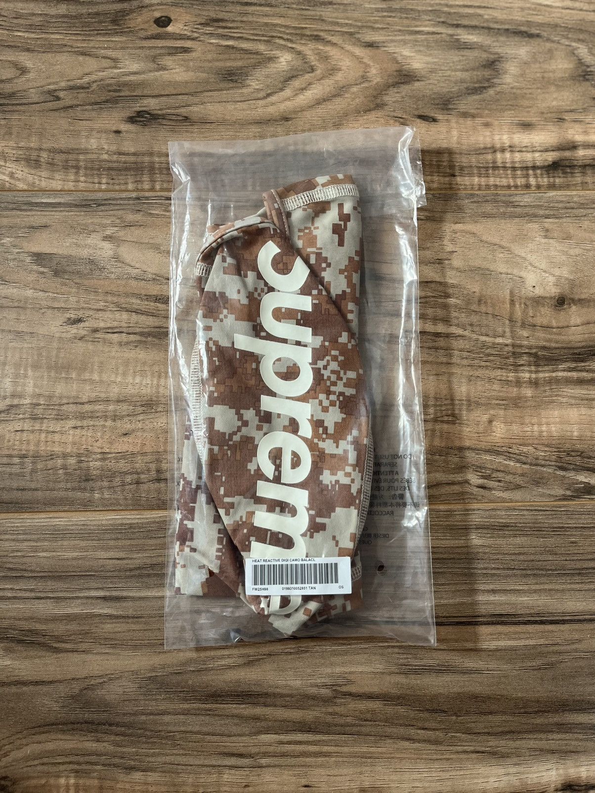 Supreme Supreme Heat Reactive Digi Camo Balaclava Size ONE SIZE - 1 Thumbnail
