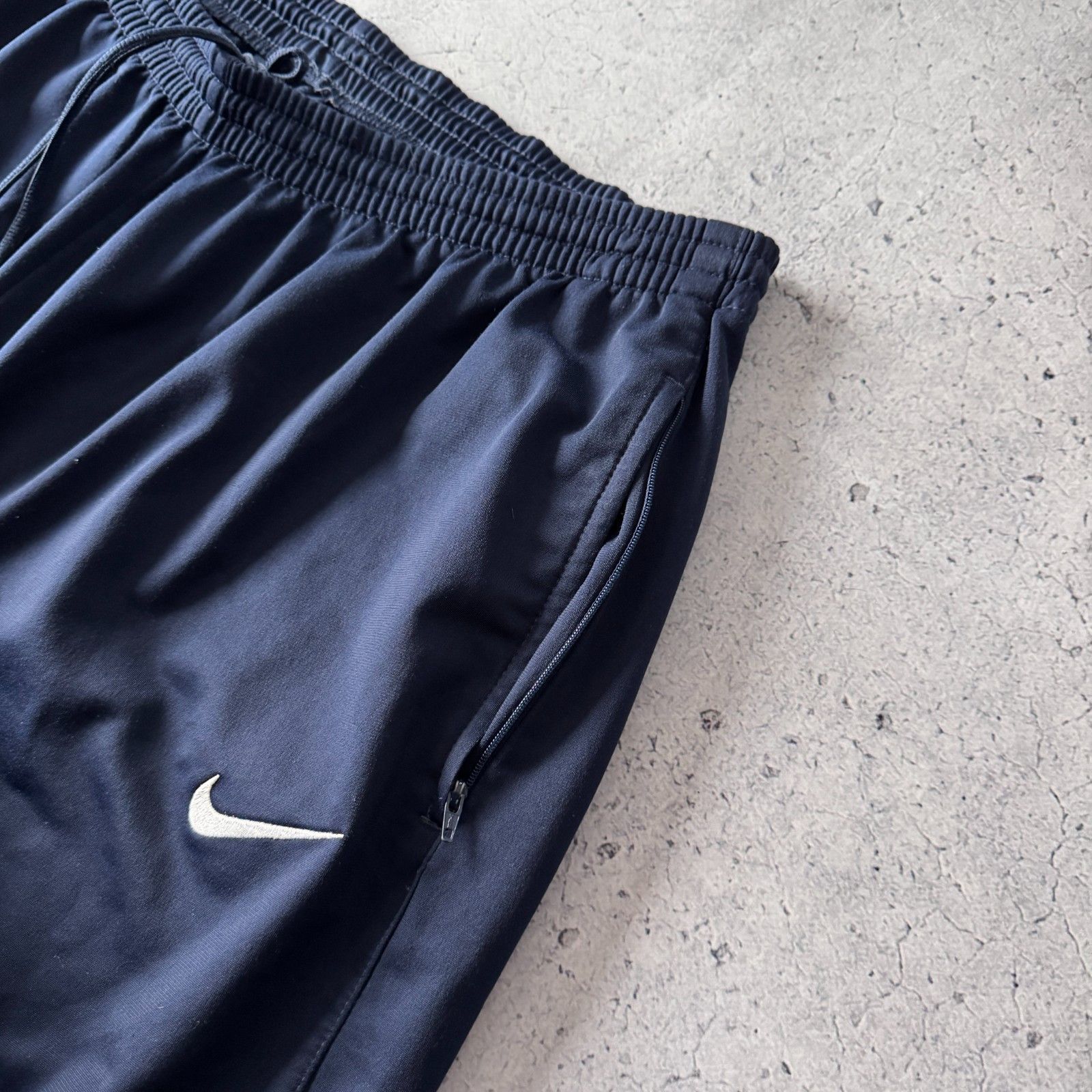 Nike Vintage 00s Nike Track Pants Y2K Baggy Joggers Size XL Size US 36 / EU 52 - 4 Thumbnail