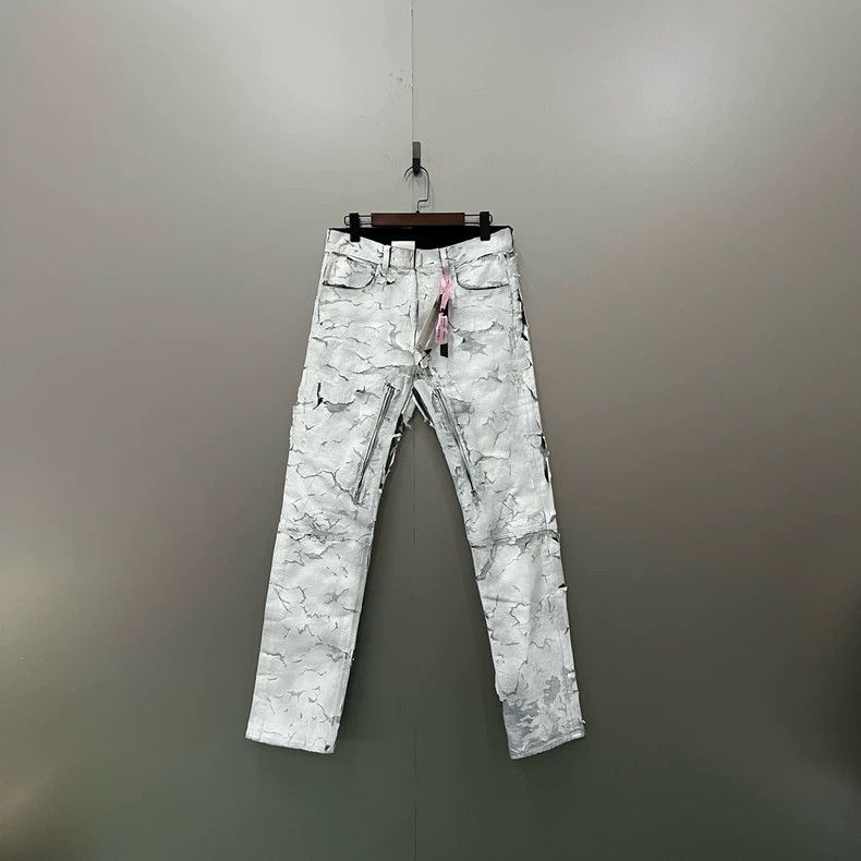 Givenchy Givenchy Cracked paint denim pants size 30 Size US 30 / EU 46 - 1 Thumbnail