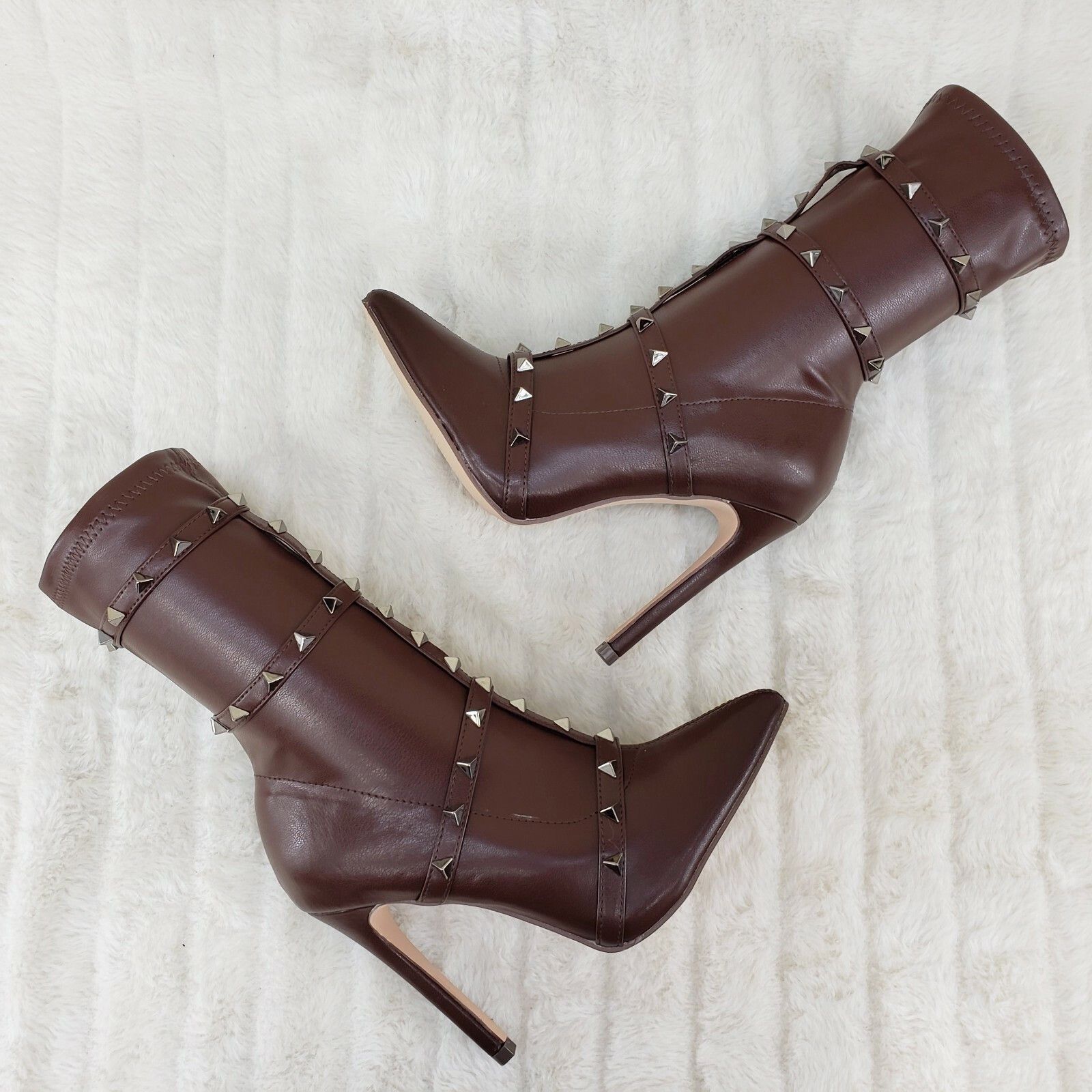 Mark Pyramid Stud Strap High Heel Pointy Toe Stretch Ankle B