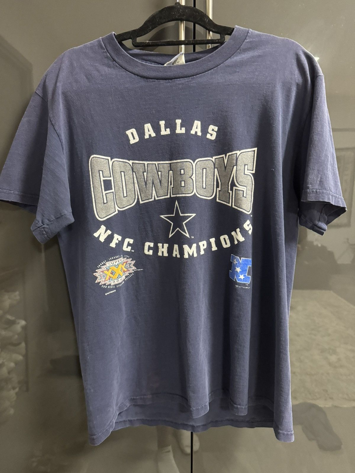 Nutmeg Dallas Cowboy NFC Champions Vintage shirt Size US M / EU 48-50 / 2 - 1 Thumbnail