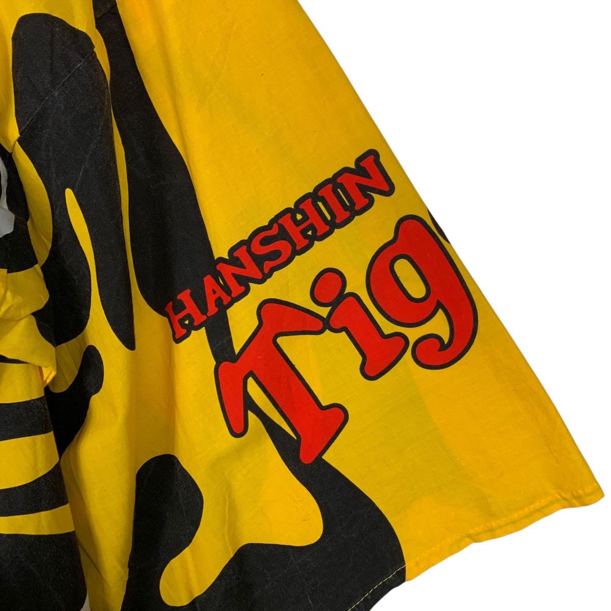 Japanese Brand HANSHIN TIGERS Baseball Modern Kimono Jacket #1732-C77 Size US L / EU 52-54 / 3 - 9 Thumbnail