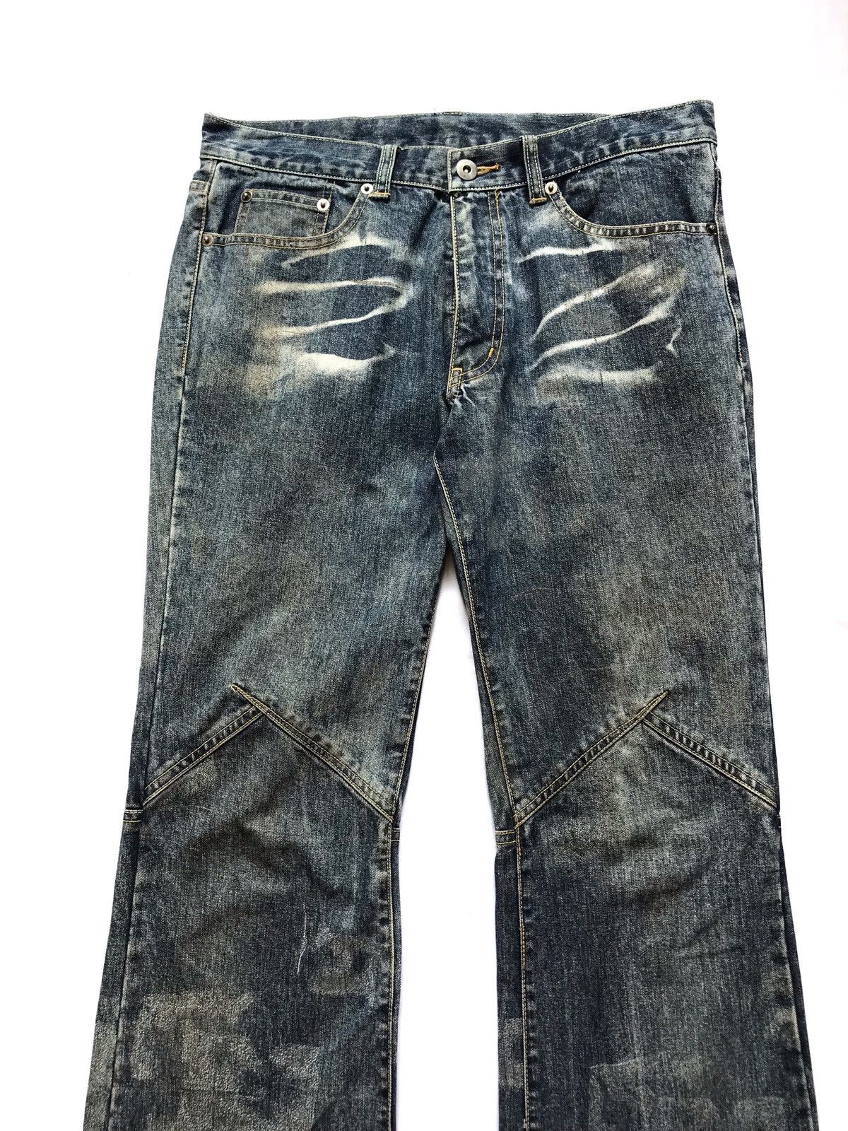 20471120 CUSTOM CULTURE FLARE BLEACH TROUSER PANTS Size US 29 - 2 Thumbnail